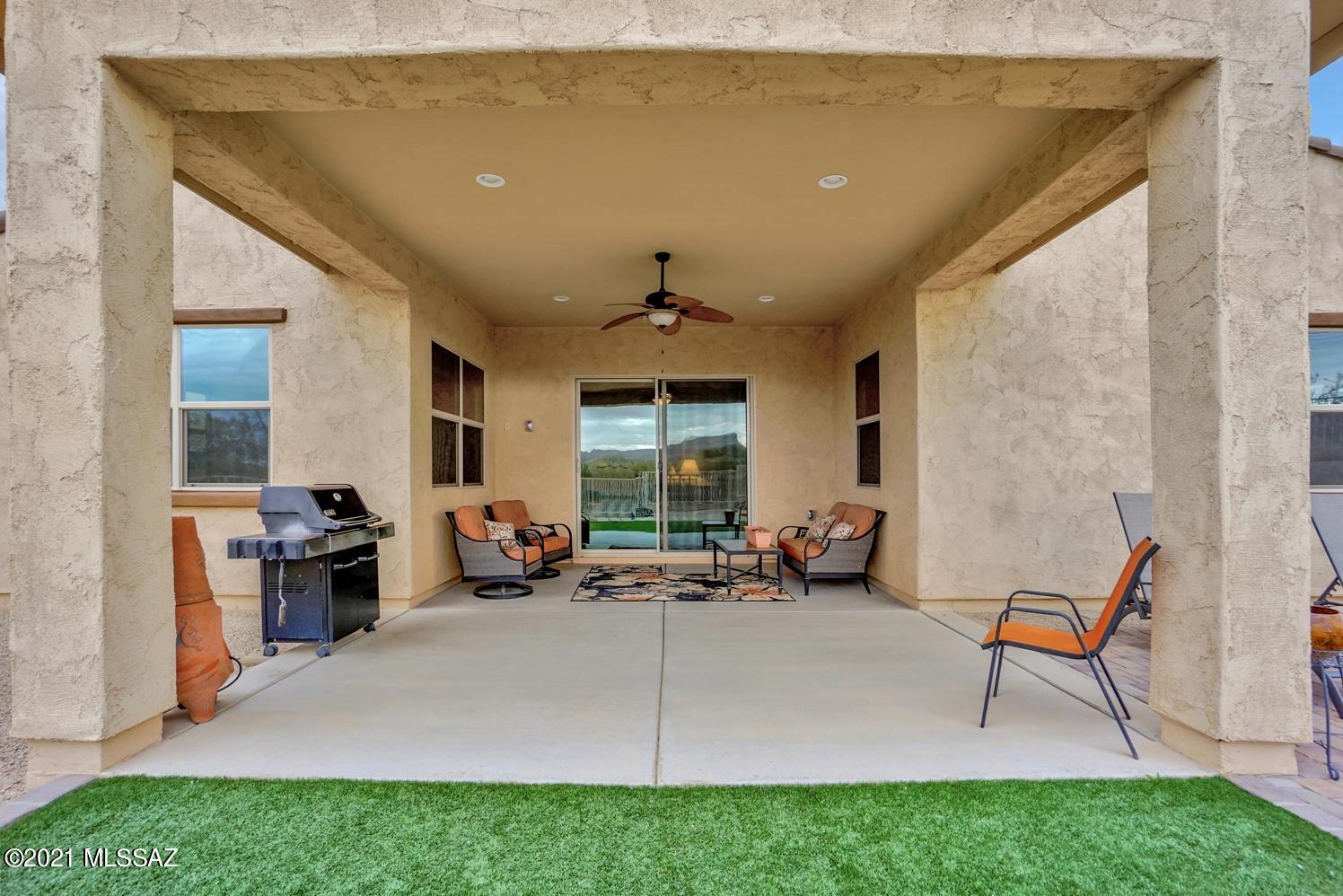 Silverbell West R-10 SQ20140800103 - Residential