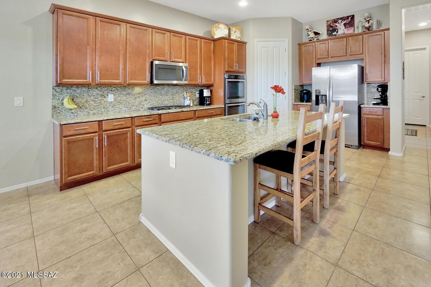 Silverbell West R-10 SQ20140800103 - Residential