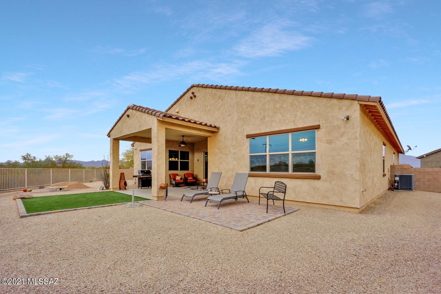 Silverbell West R-10 SQ20140800103 - Residential