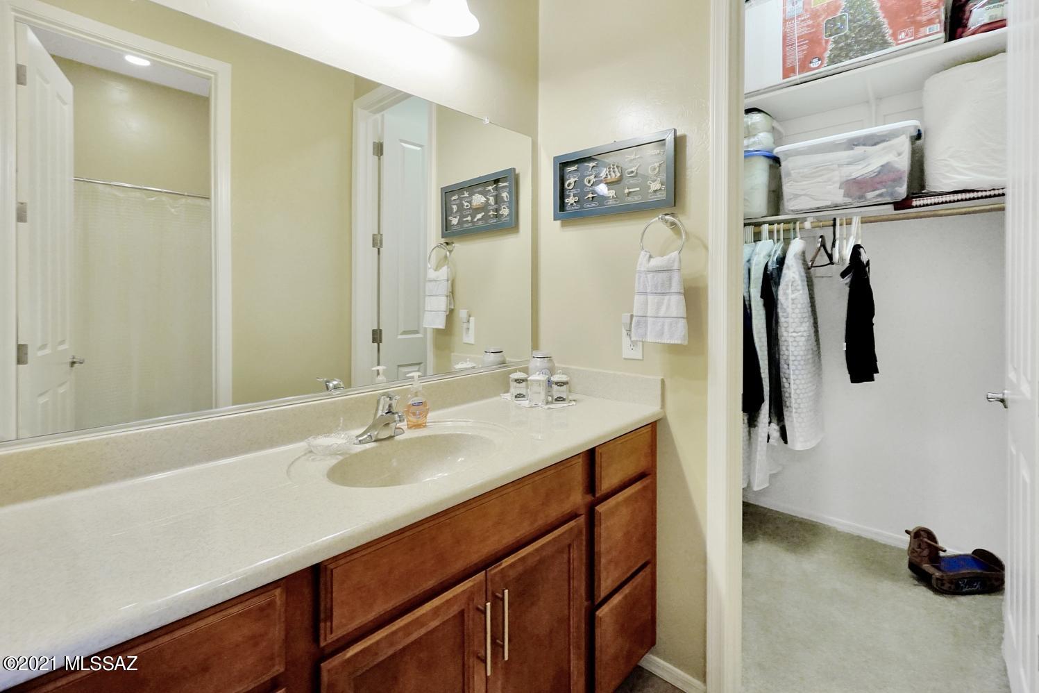 Silverbell West R-10 SQ20140800103 - Residential