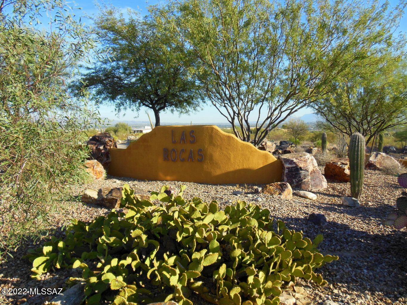 Las Rocas - Land