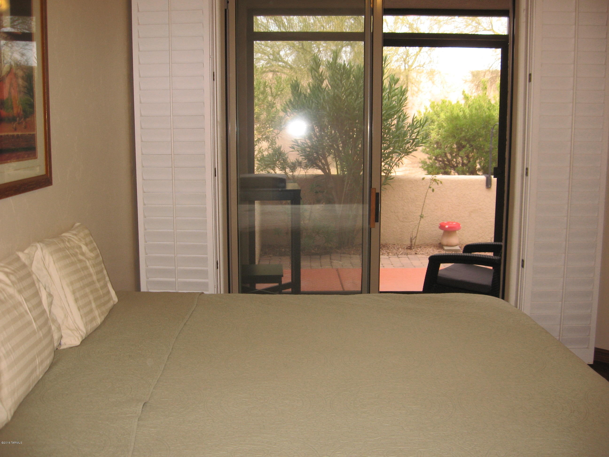 Mona Lisa Village (1-100) - Residential Lease