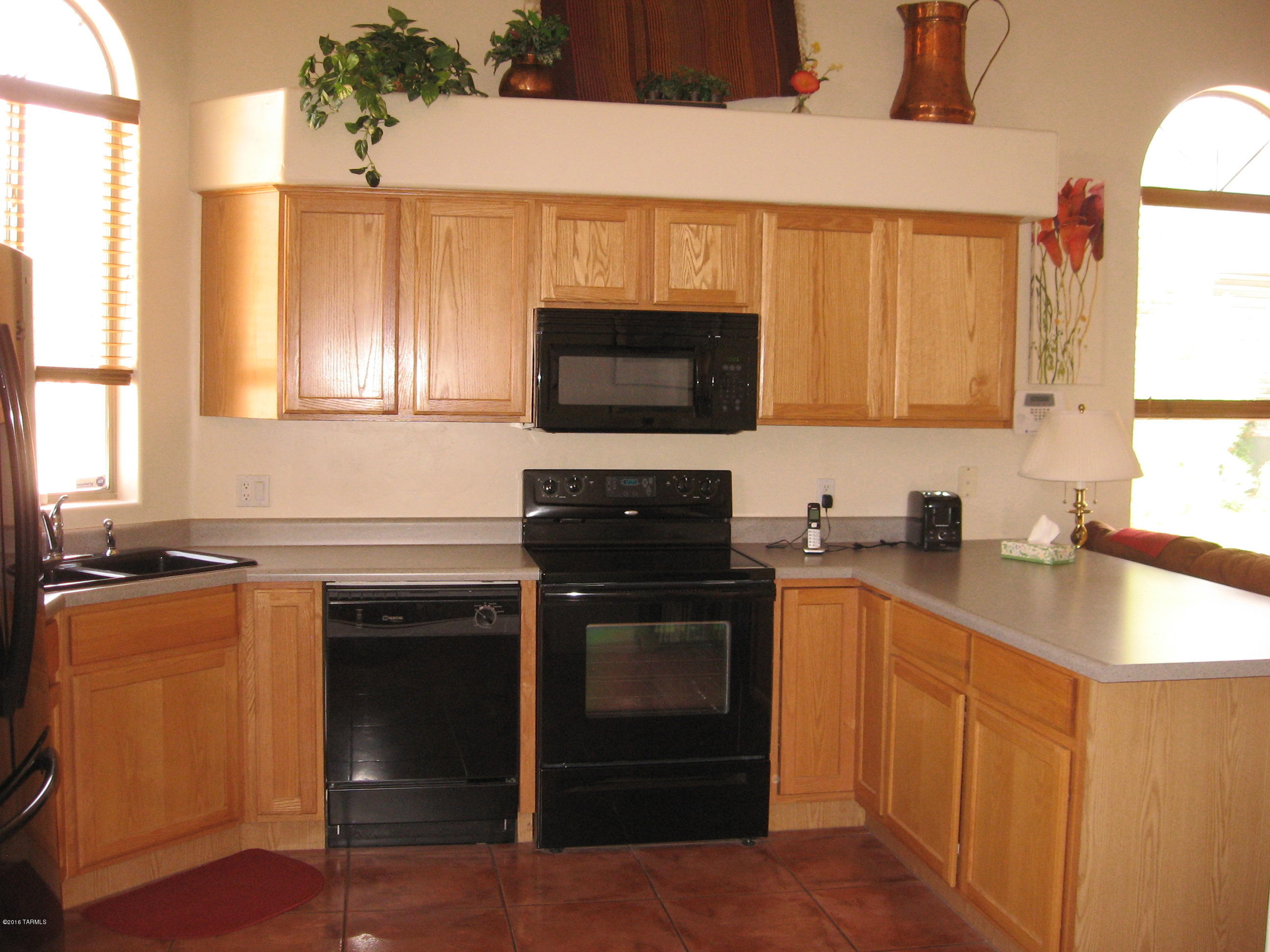 Mona Lisa Village (1-100) - Residential Lease