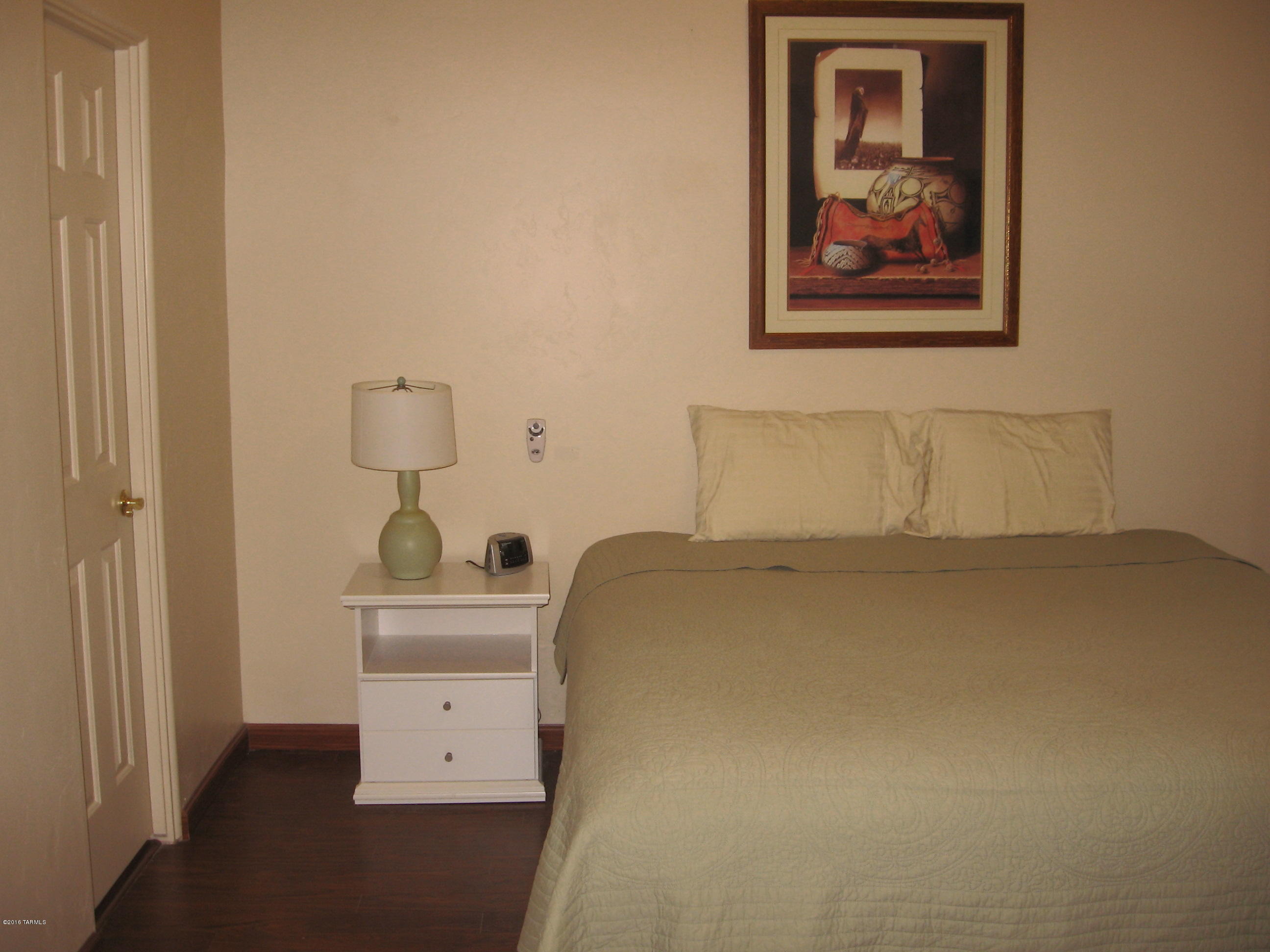 Mona Lisa Village (1-100) - Residential Lease
