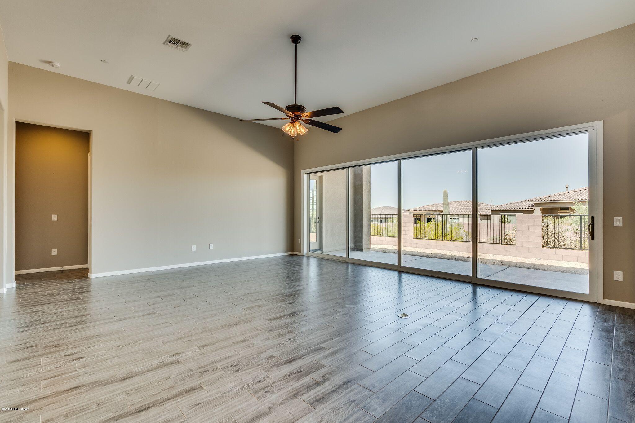 Golden Barrel Place At Dove Mountain SQ20141710079 - Residential