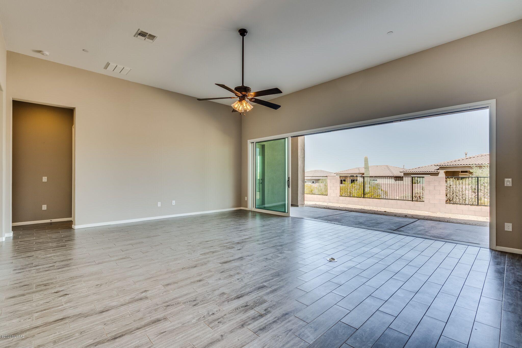 Golden Barrel Place At Dove Mountain SQ20141710079 - Residential