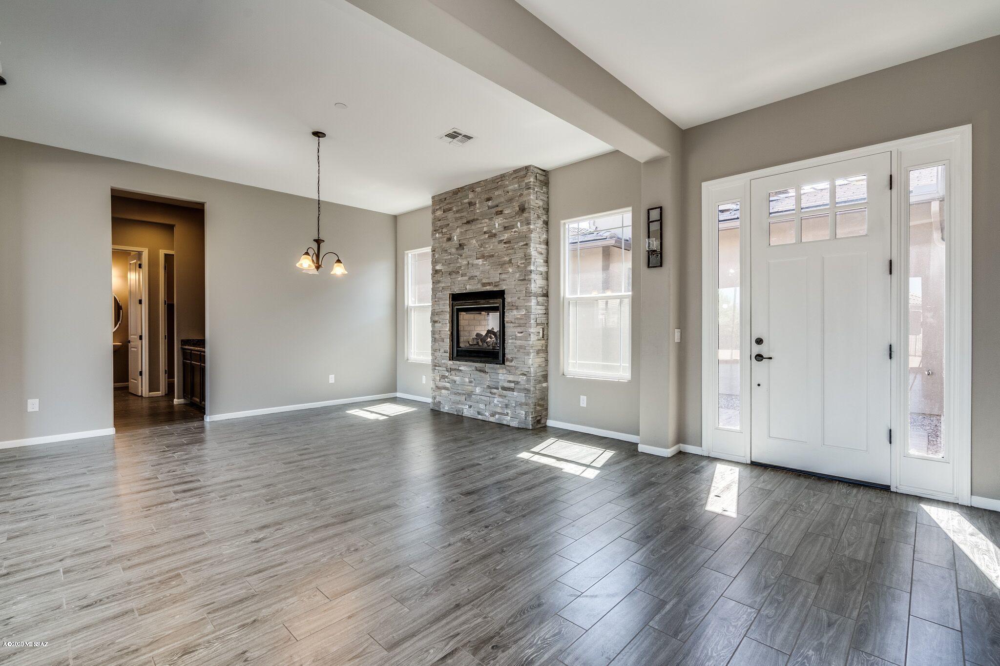 Golden Barrel Place At Dove Mountain SQ20141710079 - Residential