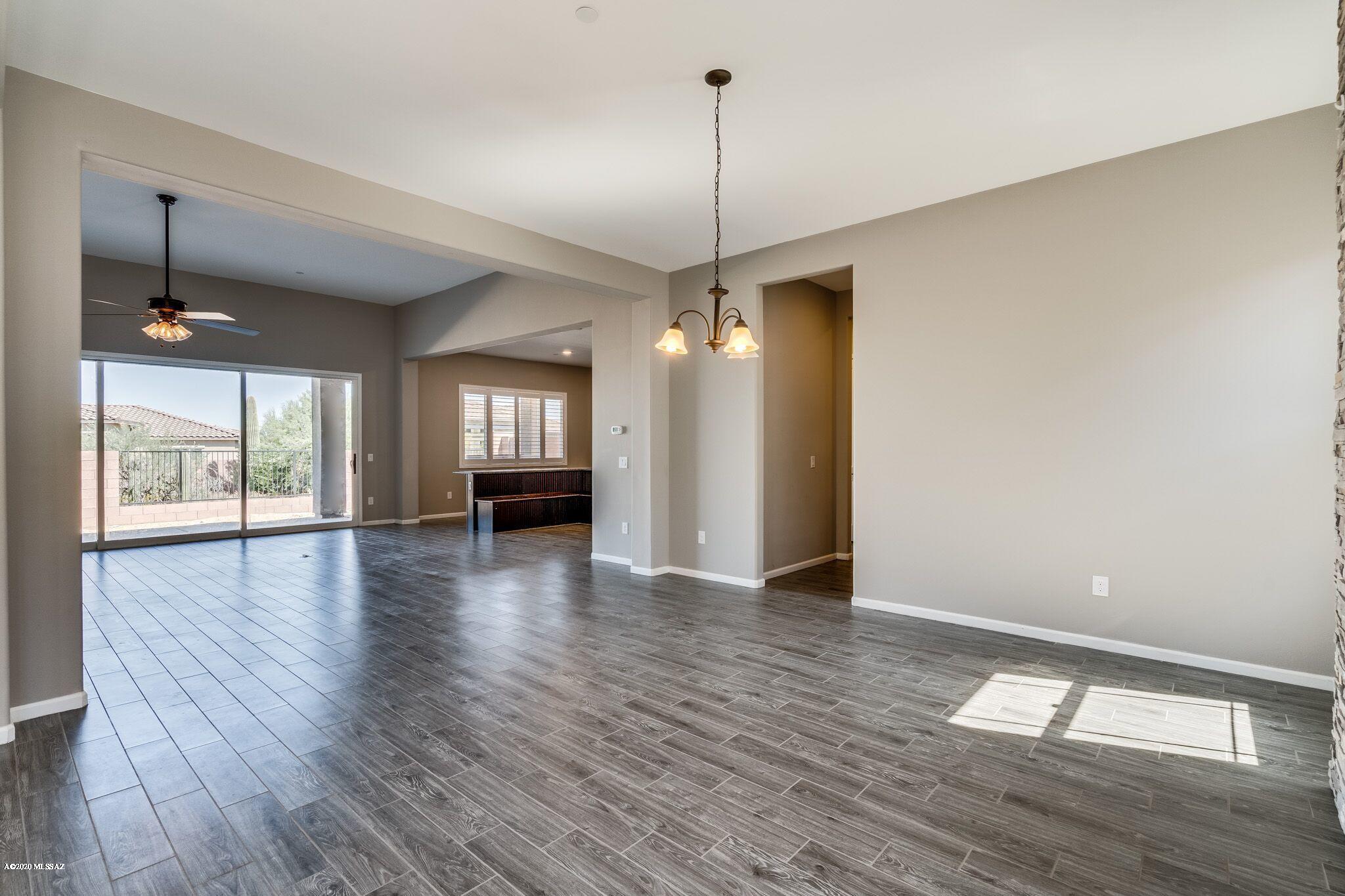 Golden Barrel Place At Dove Mountain SQ20141710079 - Residential