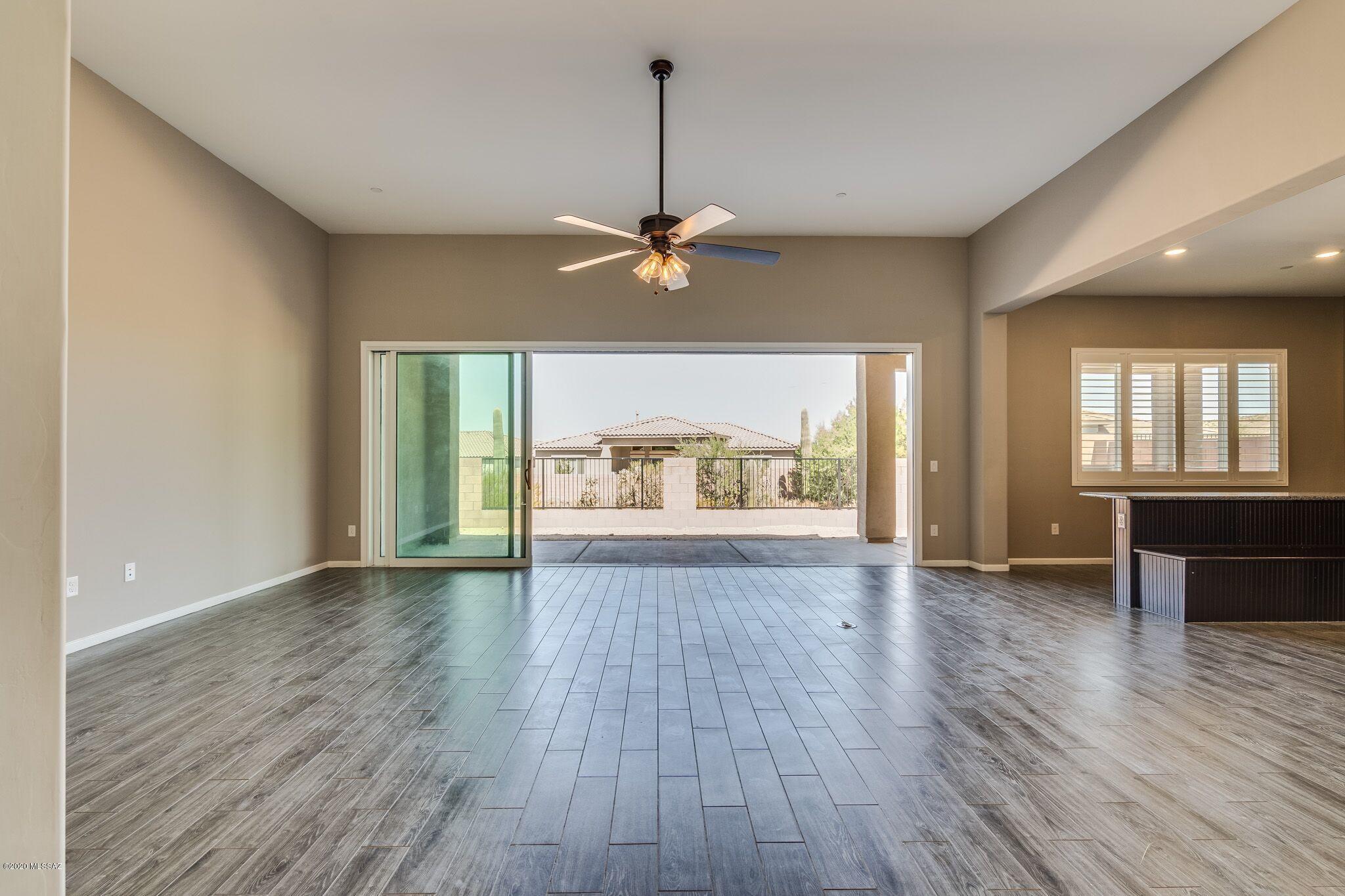 Golden Barrel Place At Dove Mountain SQ20141710079 - Residential