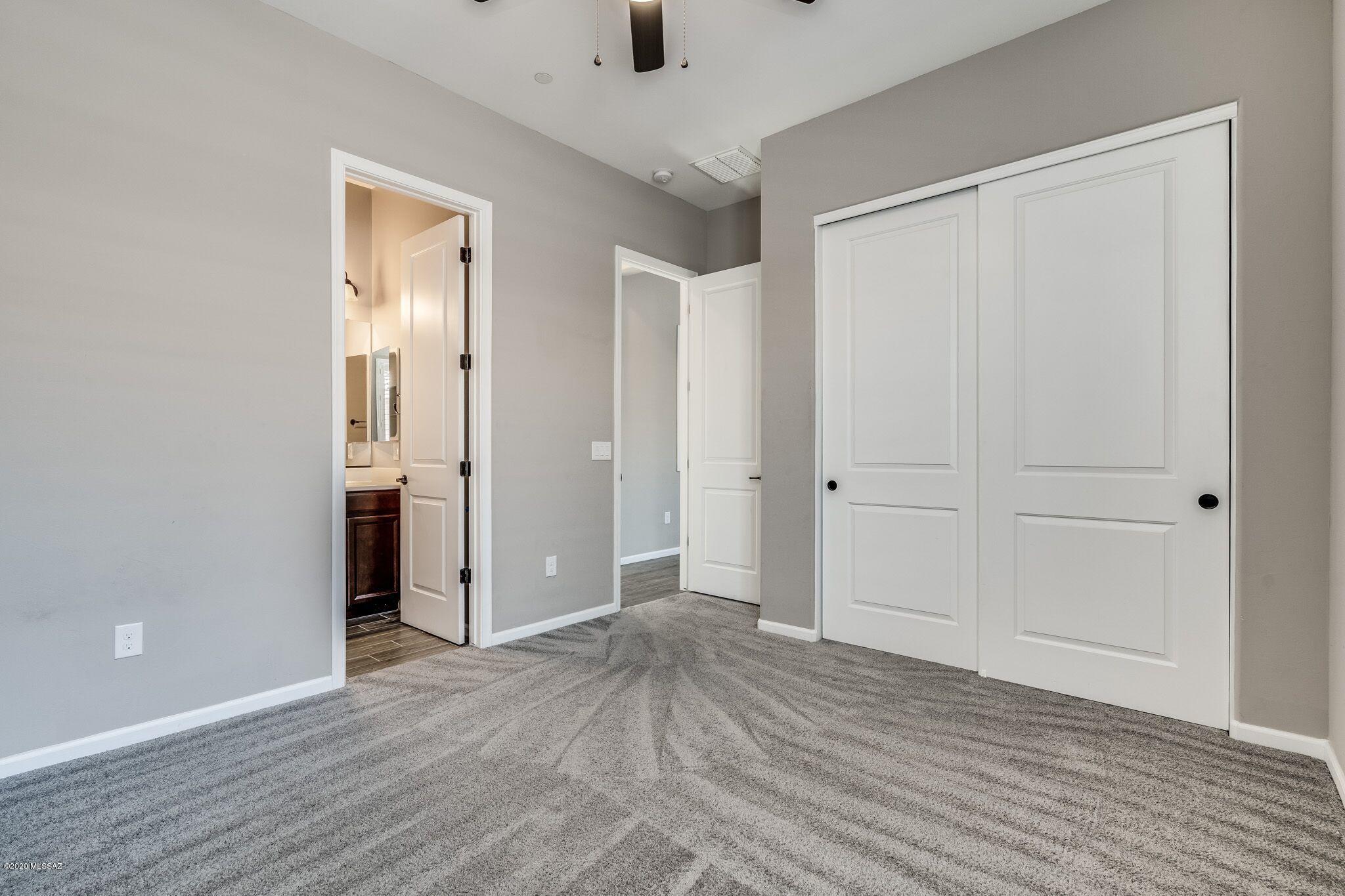 Golden Barrel Place At Dove Mountain SQ20141710079 - Residential