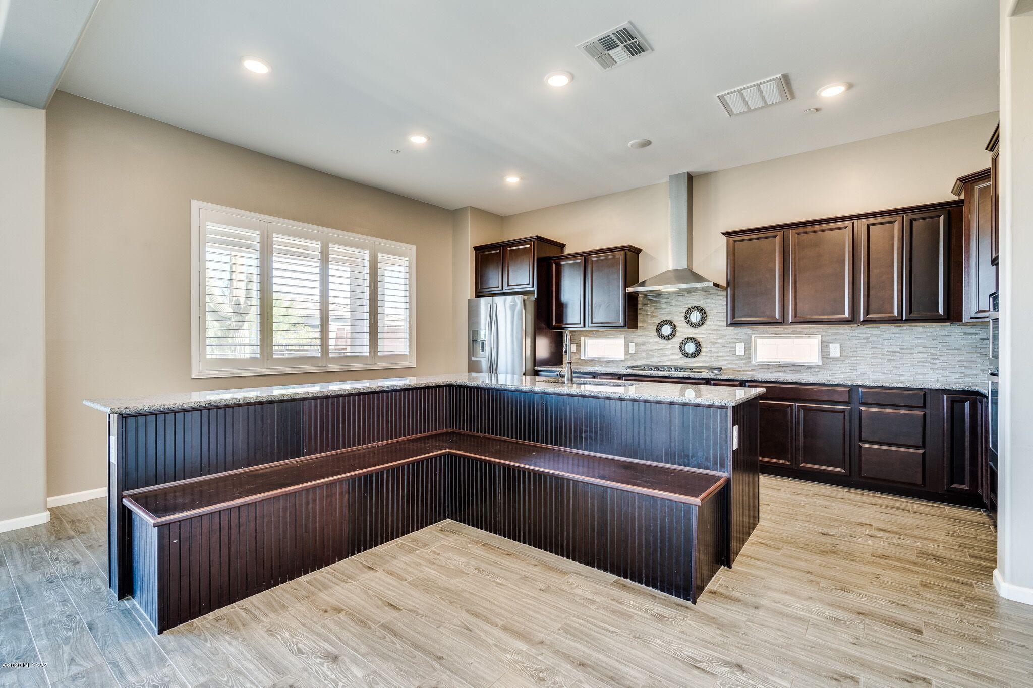 Golden Barrel Place At Dove Mountain SQ20141710079 - Residential