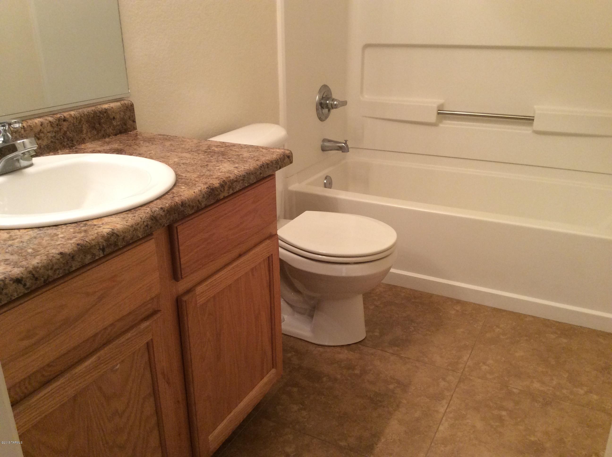 Rancho Del Lago (1-100) - Residential
