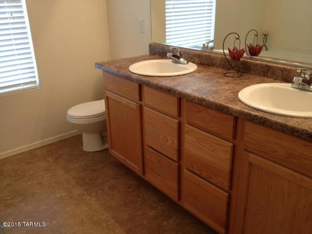 Rancho Del Lago (1-100) - Residential