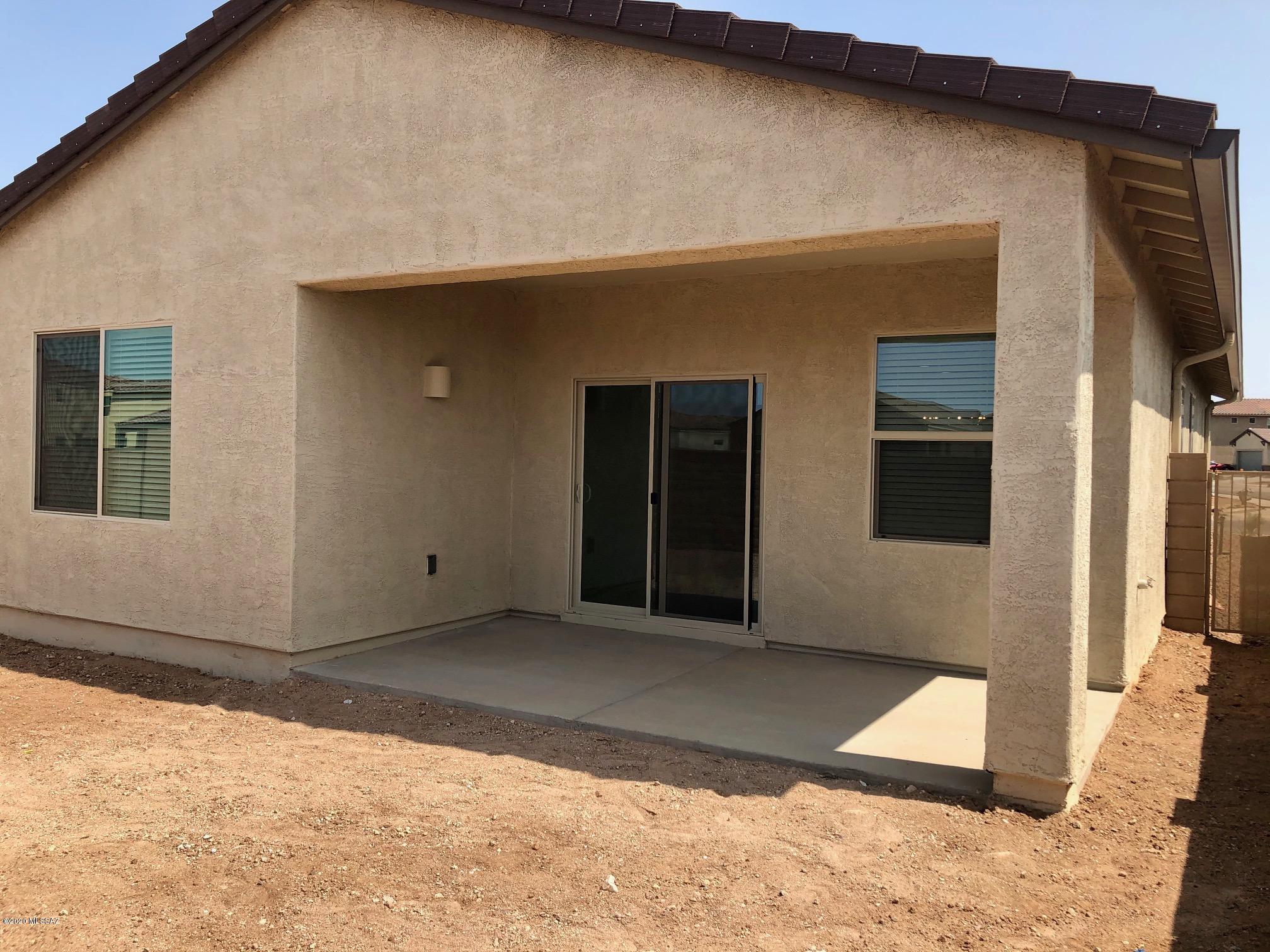 La Estancia De Tucson (1-330) - Residential Lease