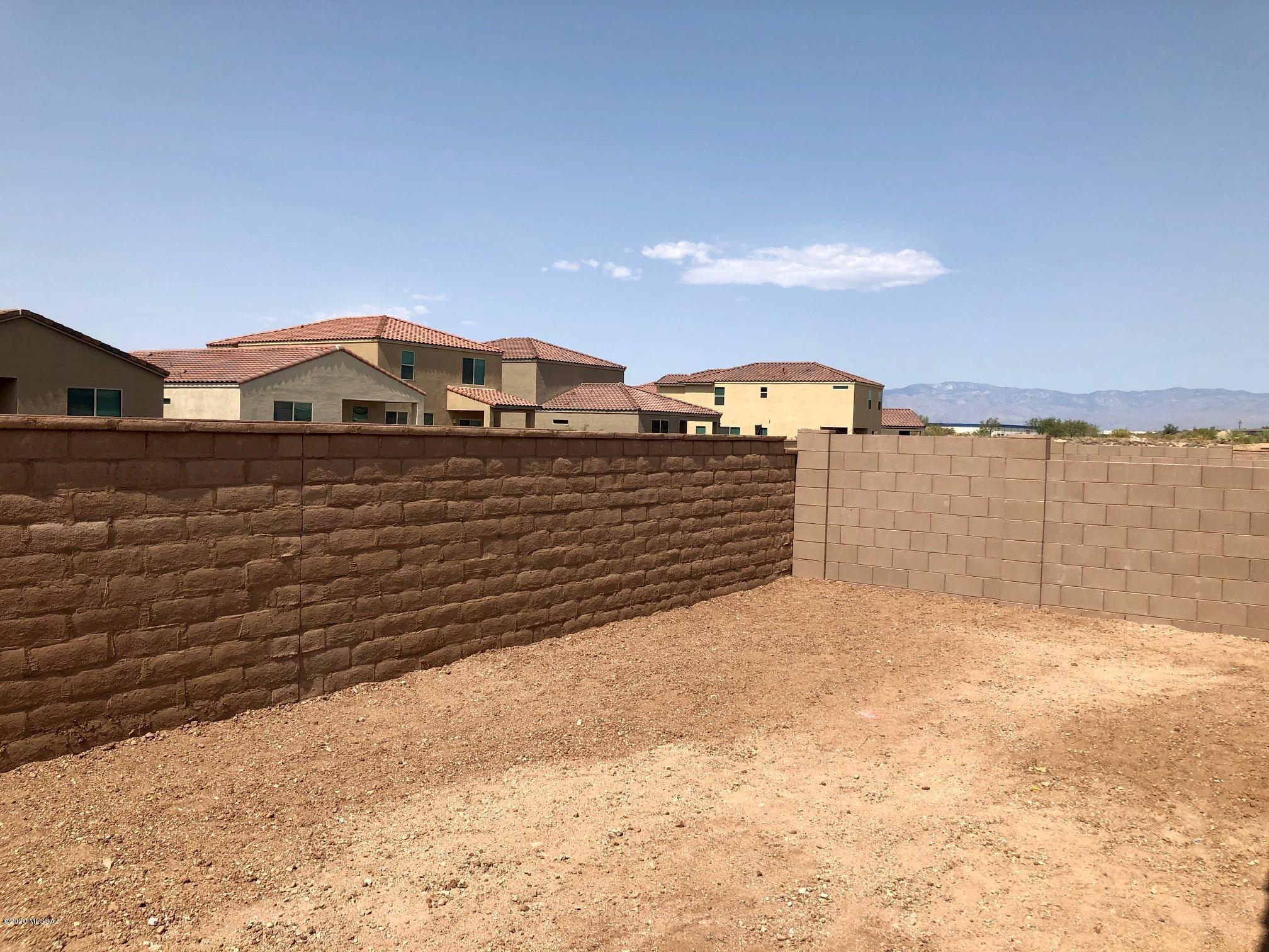 La Estancia De Tucson (1-330) - Residential Lease