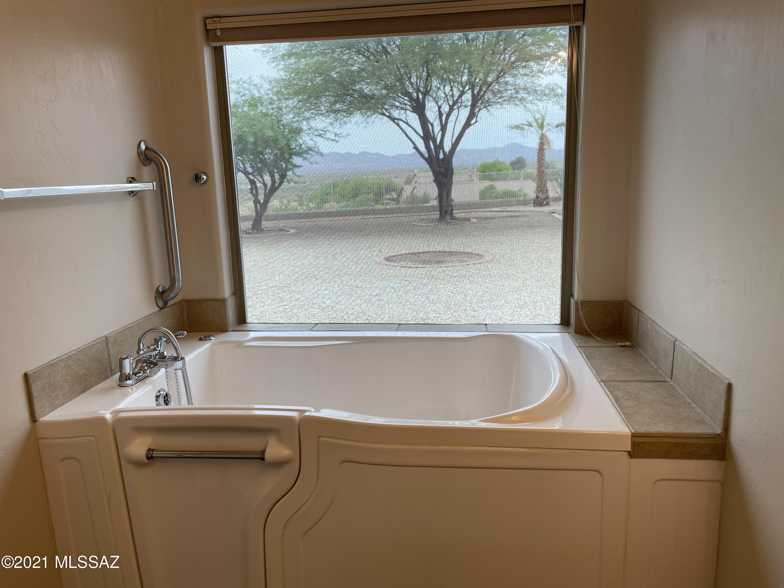 Eagle Crest Ranch - Residential Lease