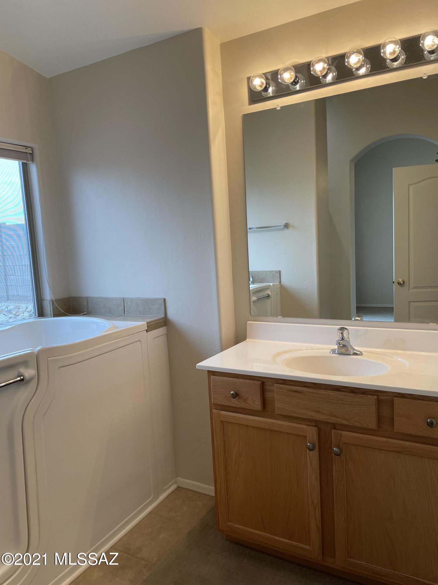 Eagle Crest Ranch - Residential Lease
