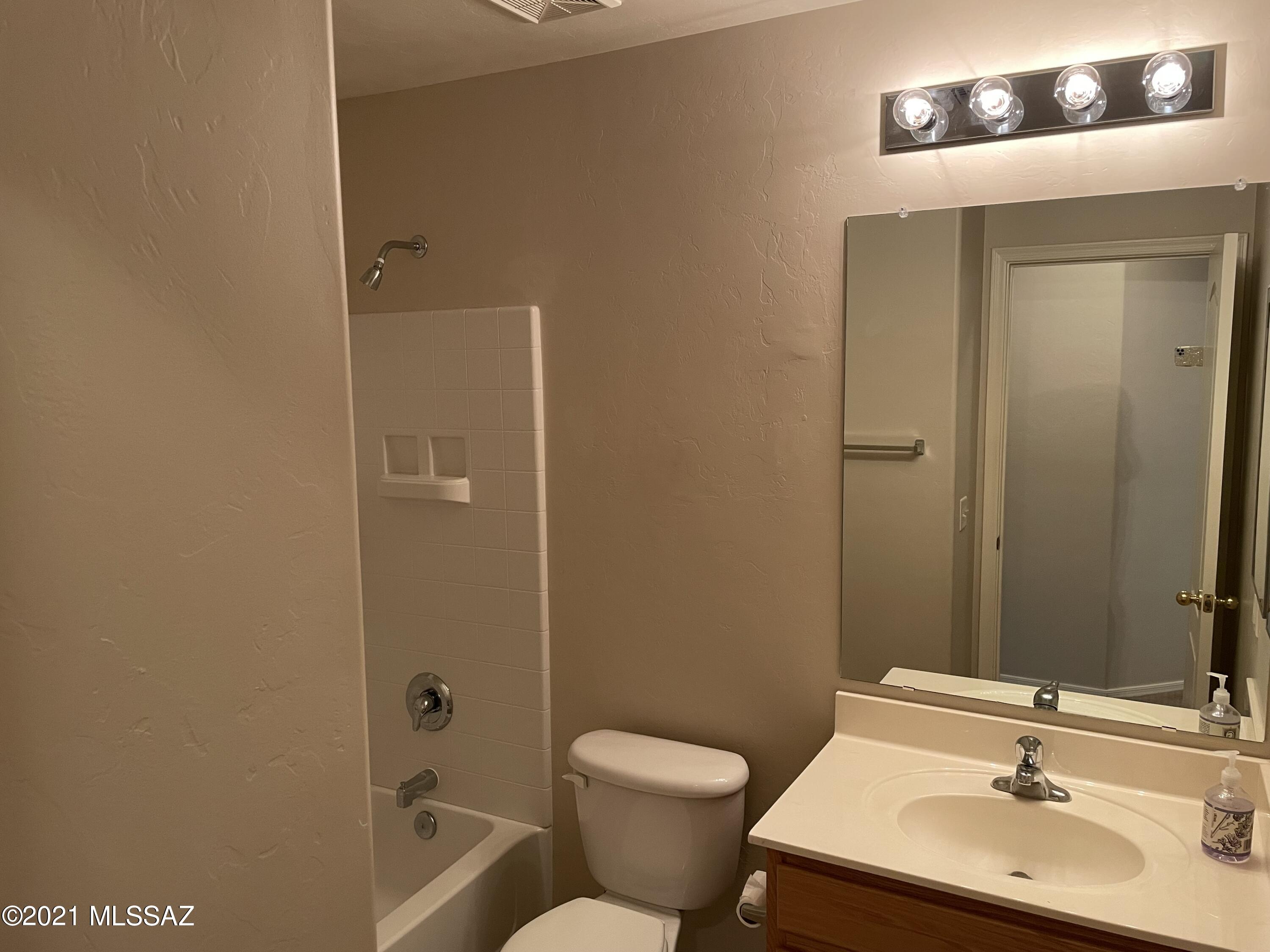 Eagle Crest Ranch - Residential Lease