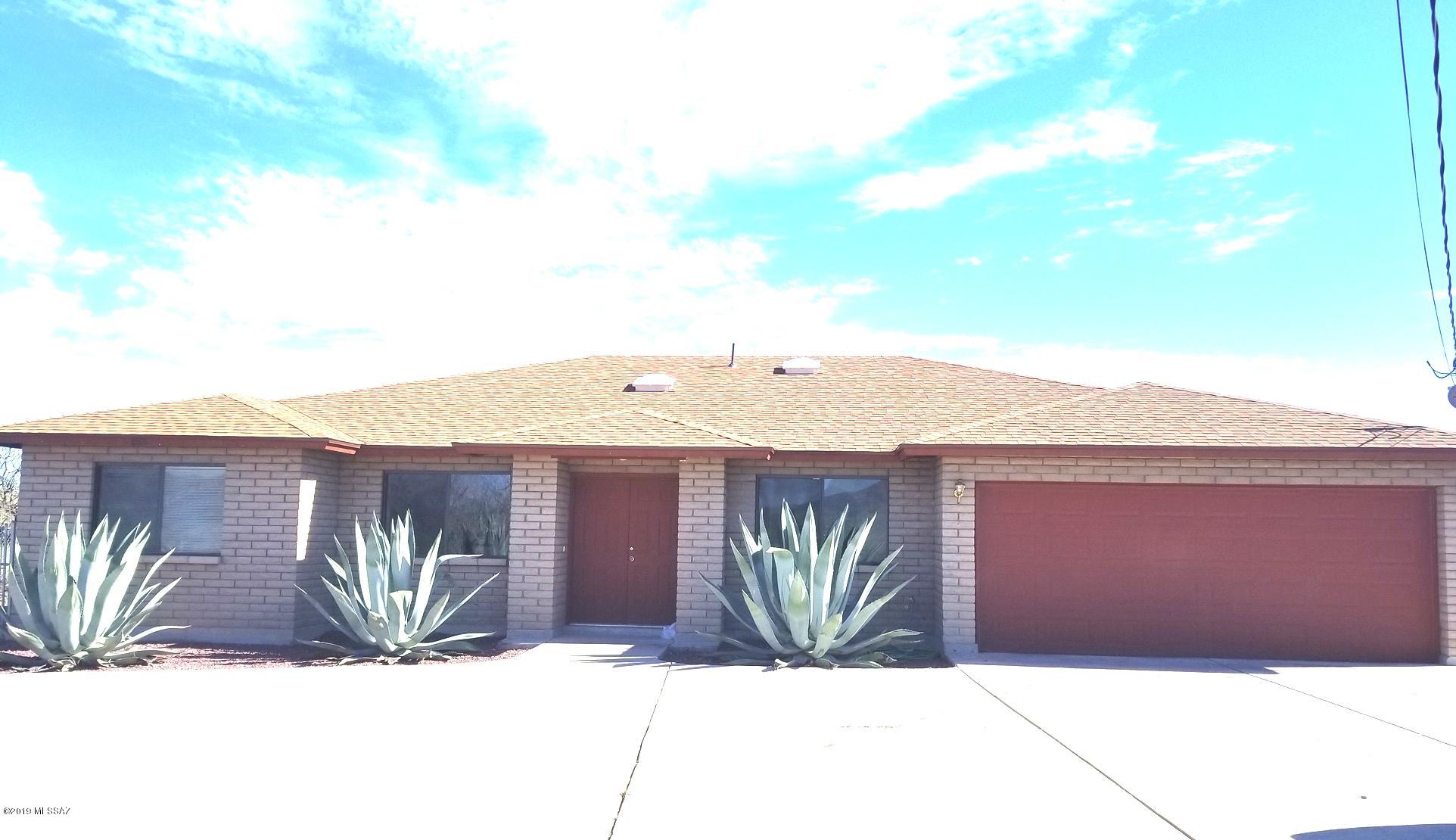 Views from this Bright & Spacious 4 bedroom home. Large backyard , long driveway connected to the street with easy access to the freeway. A must see!