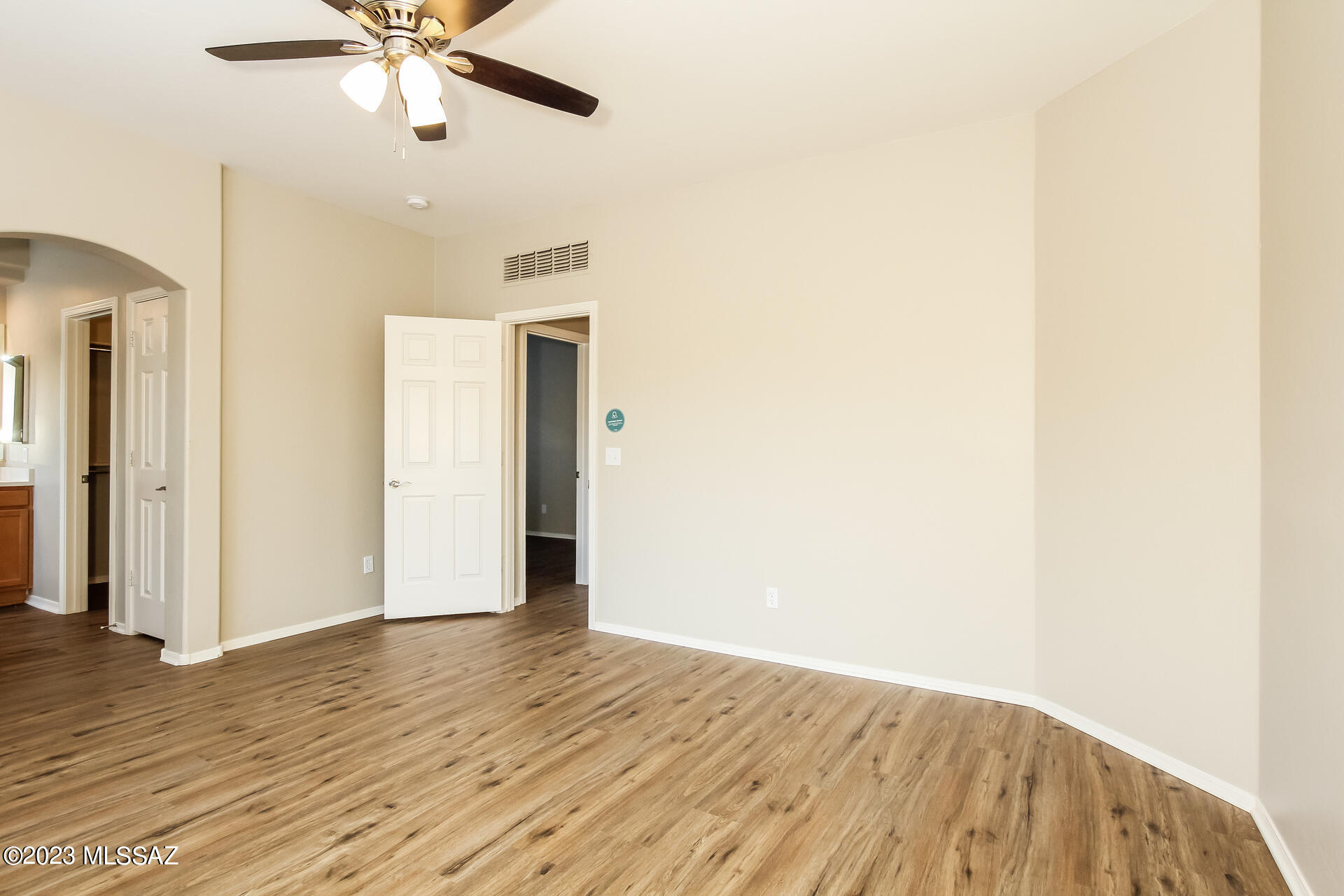 Presidio Del Sol (1-111) - Residential Lease
