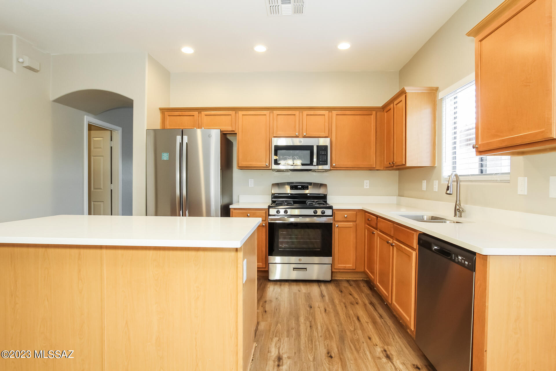 Presidio Del Sol (1-111) - Residential Lease