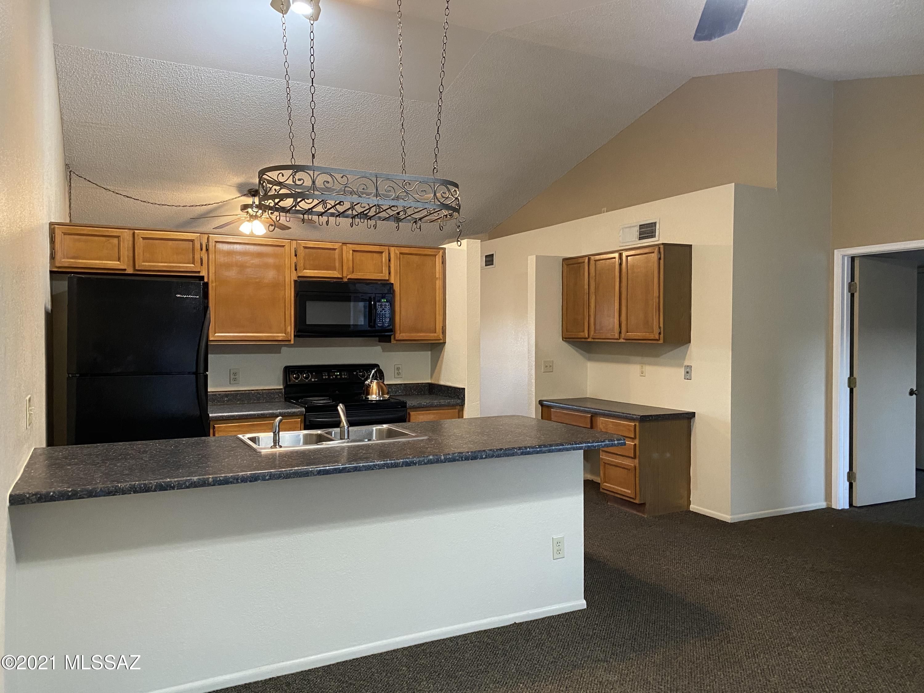 Fairway Villas (71-128) - Residential