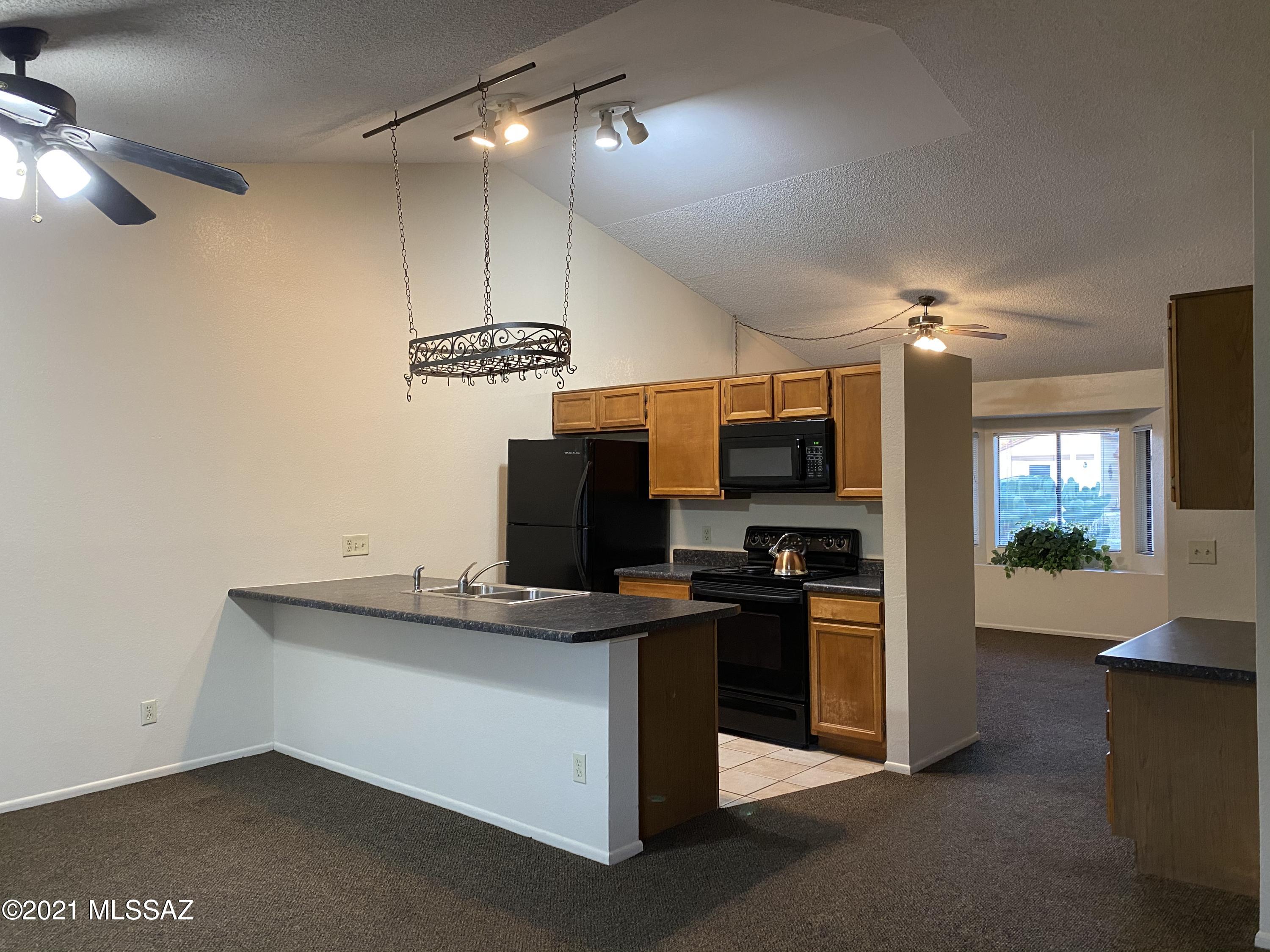 Fairway Villas (71-128) - Residential