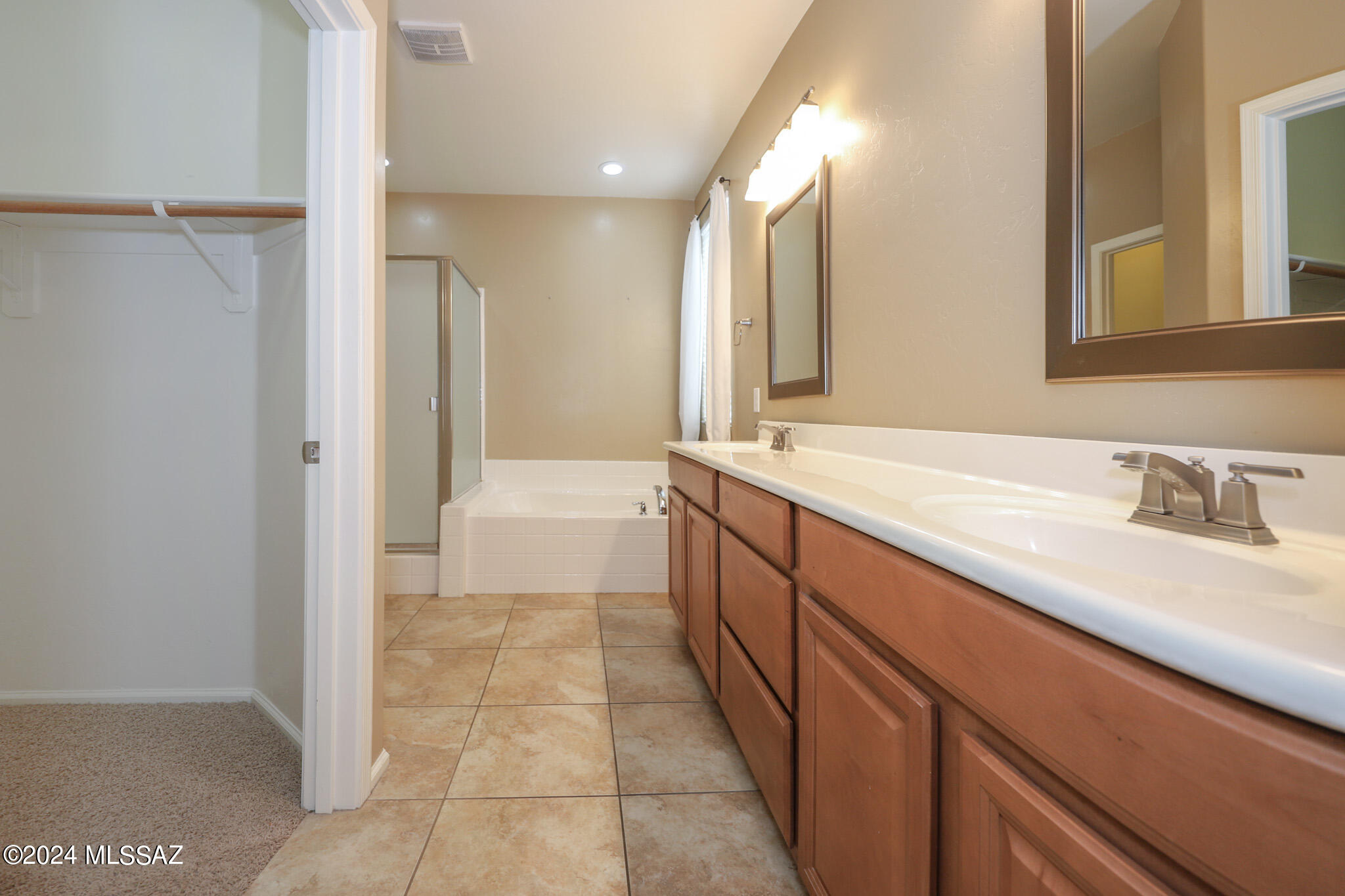 Rancho Del Lago (B37-38) - Residential