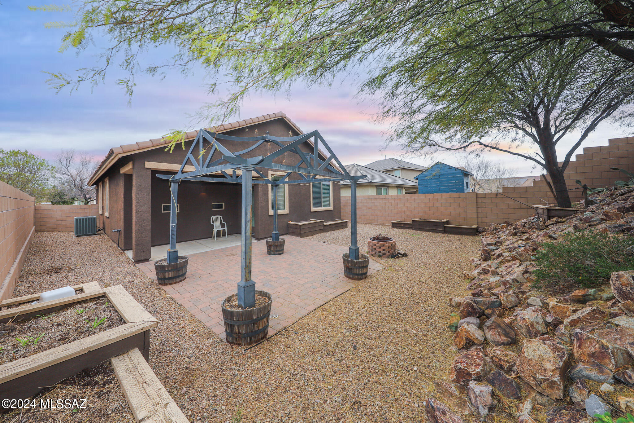 Rancho Del Lago (B37-38) - Residential