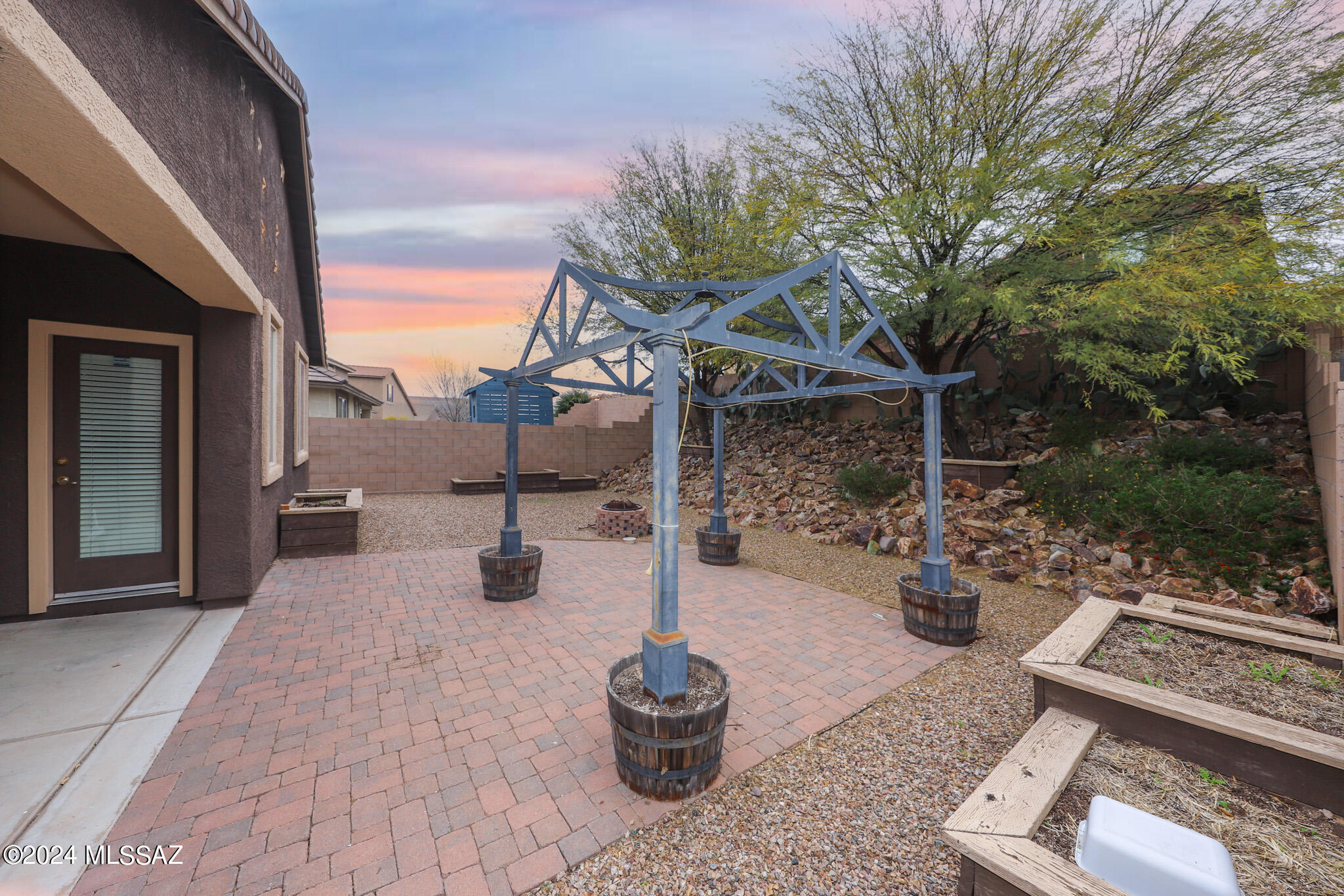Rancho Del Lago (B37-38) - Residential