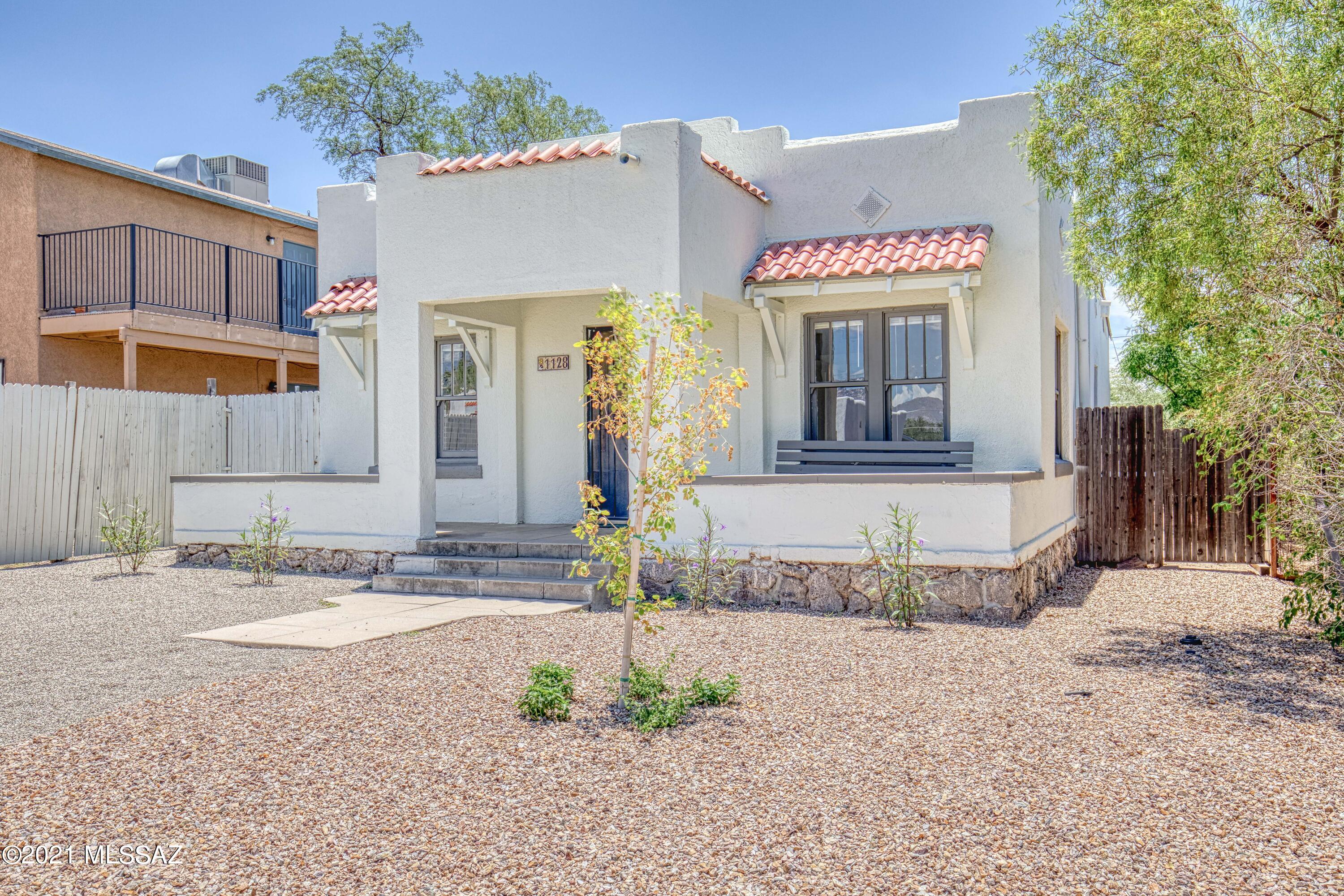 University Home Addition - Residential