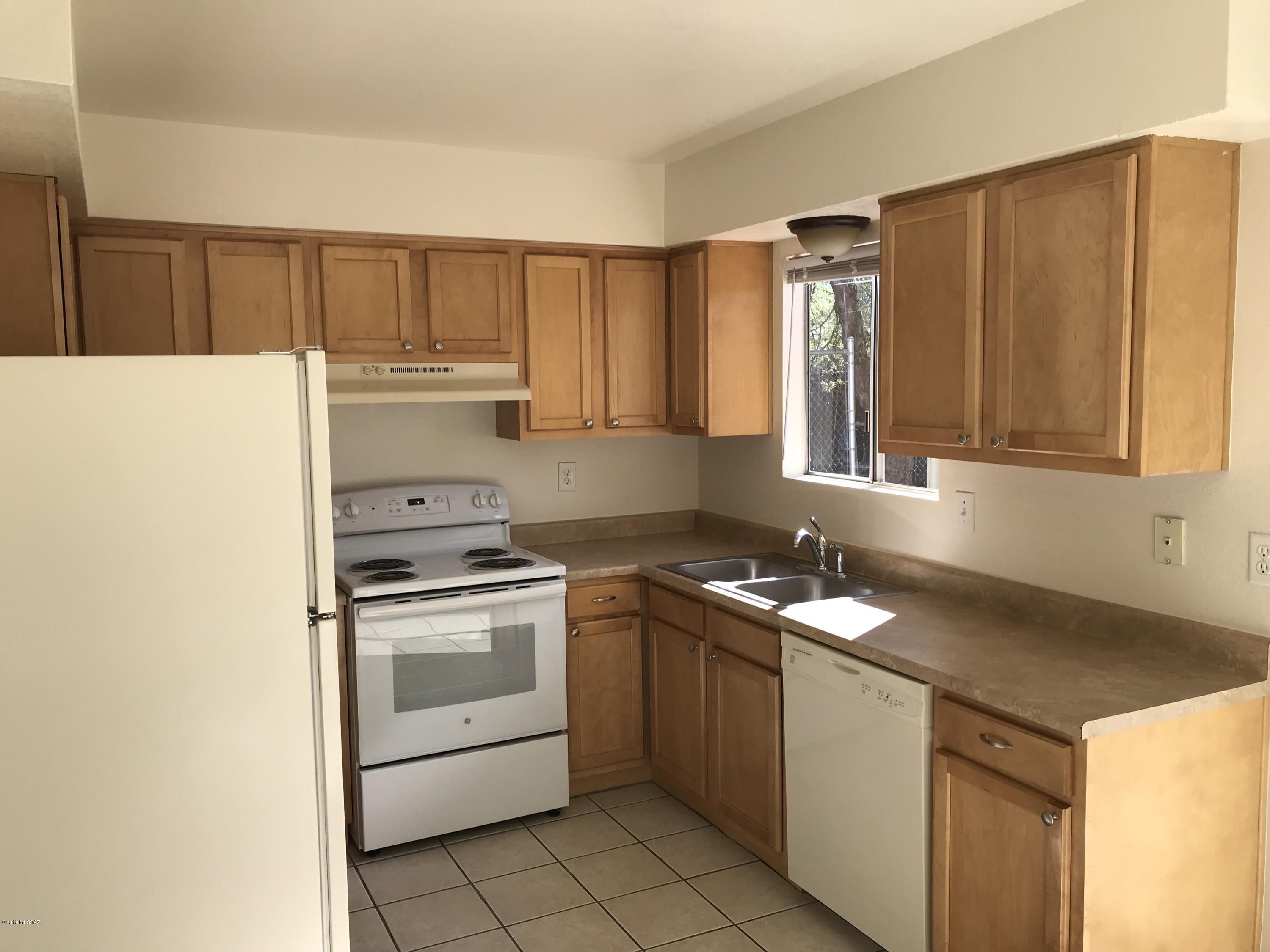 Catalina Farms - Residential Lease