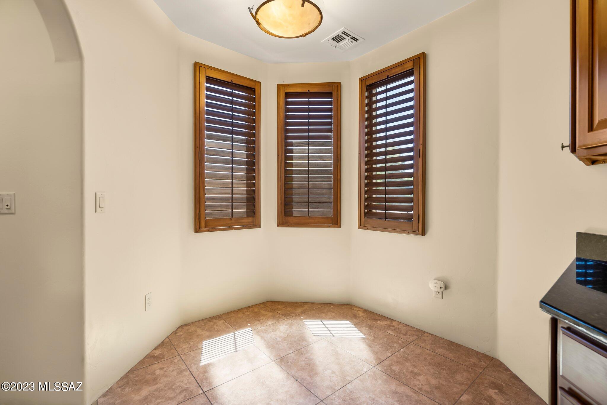 Barrio Sentinel Hill - Residential