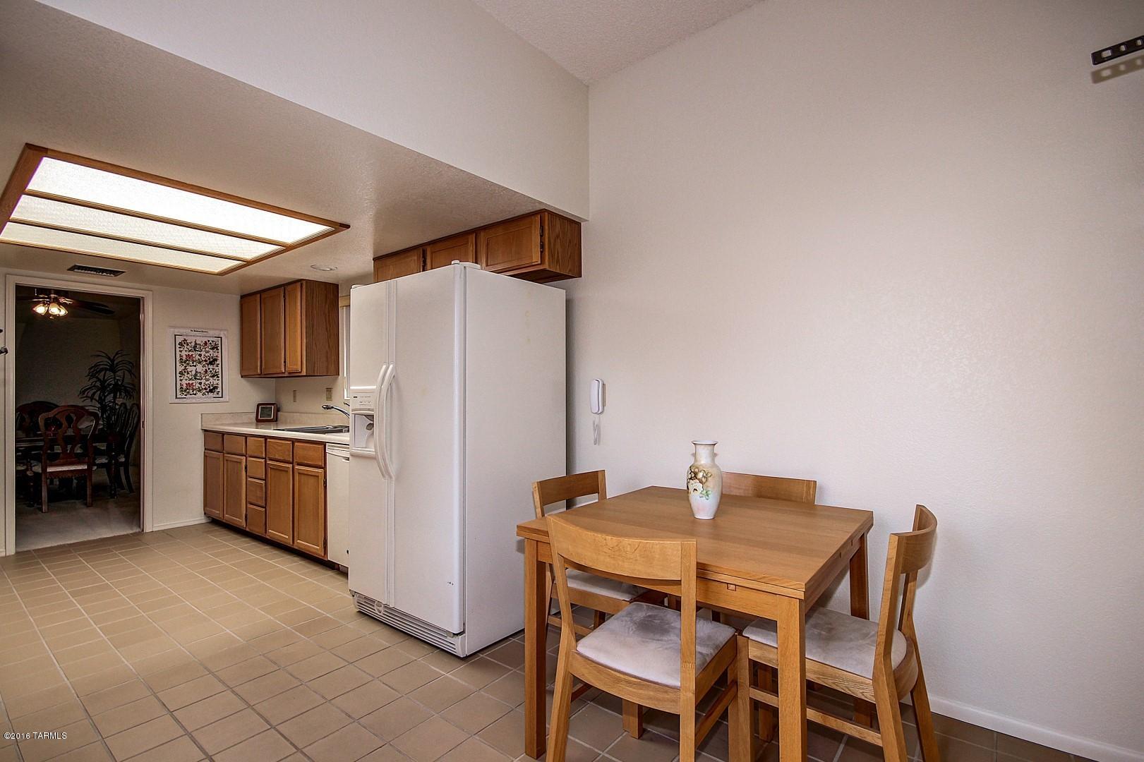 La Cholla Hills(1-313) - Residential
