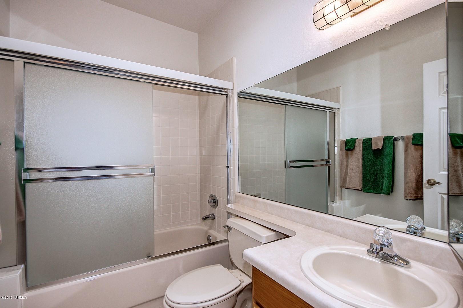 La Cholla Hills(1-313) - Residential