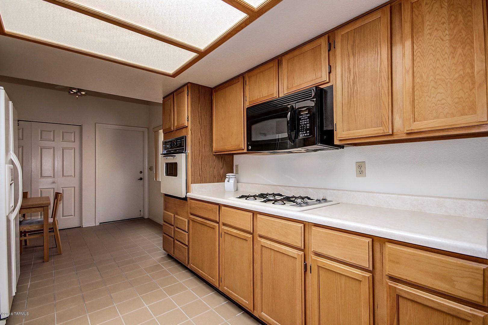 La Cholla Hills(1-313) - Residential