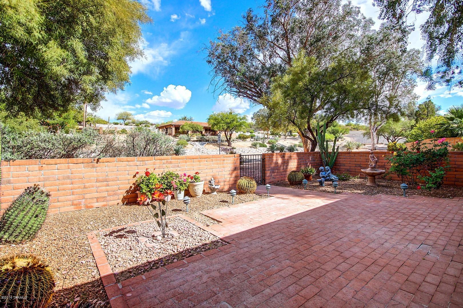 La Cholla Hills(1-313) - Residential