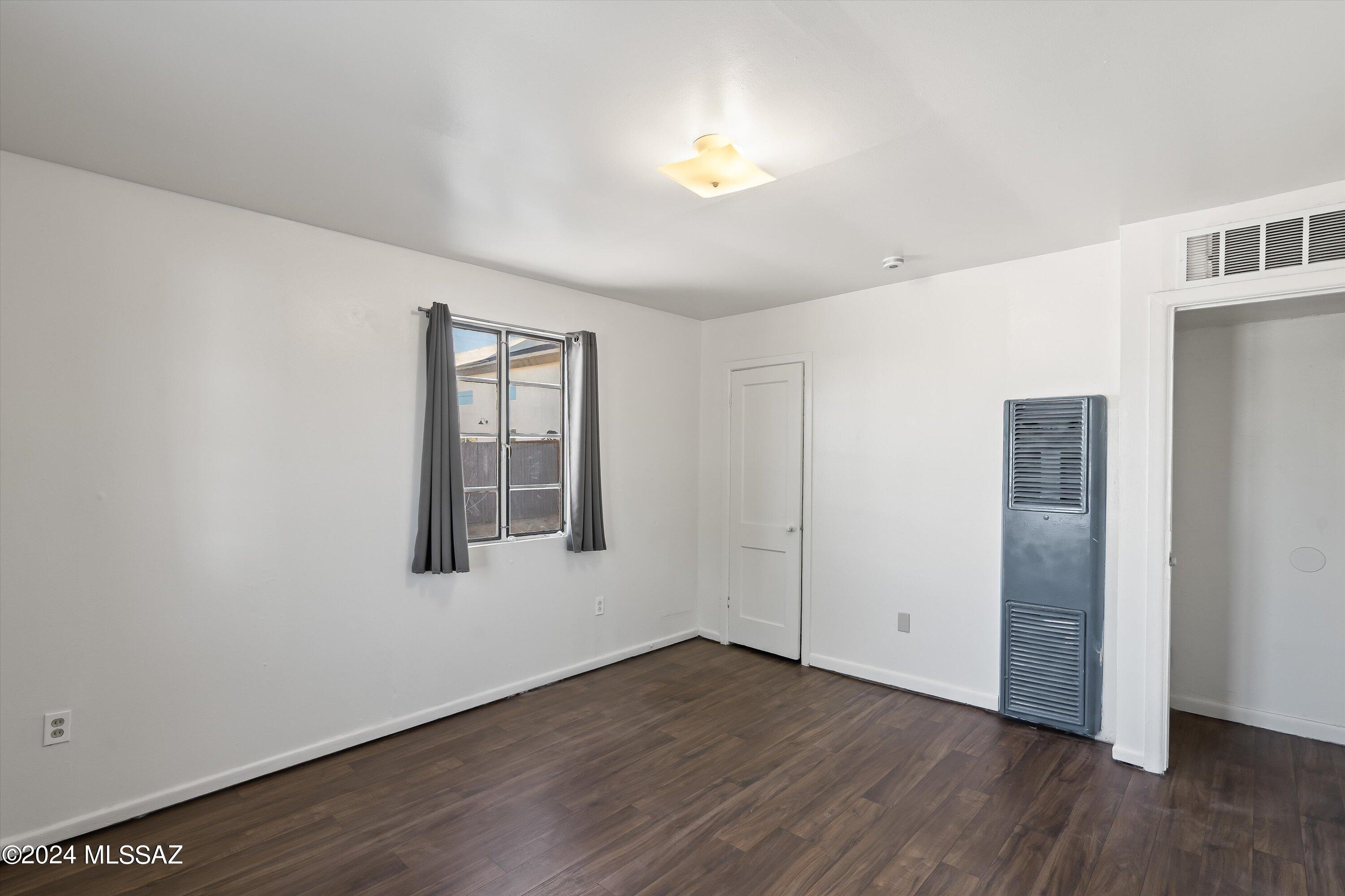 Lincoln Park - Residential