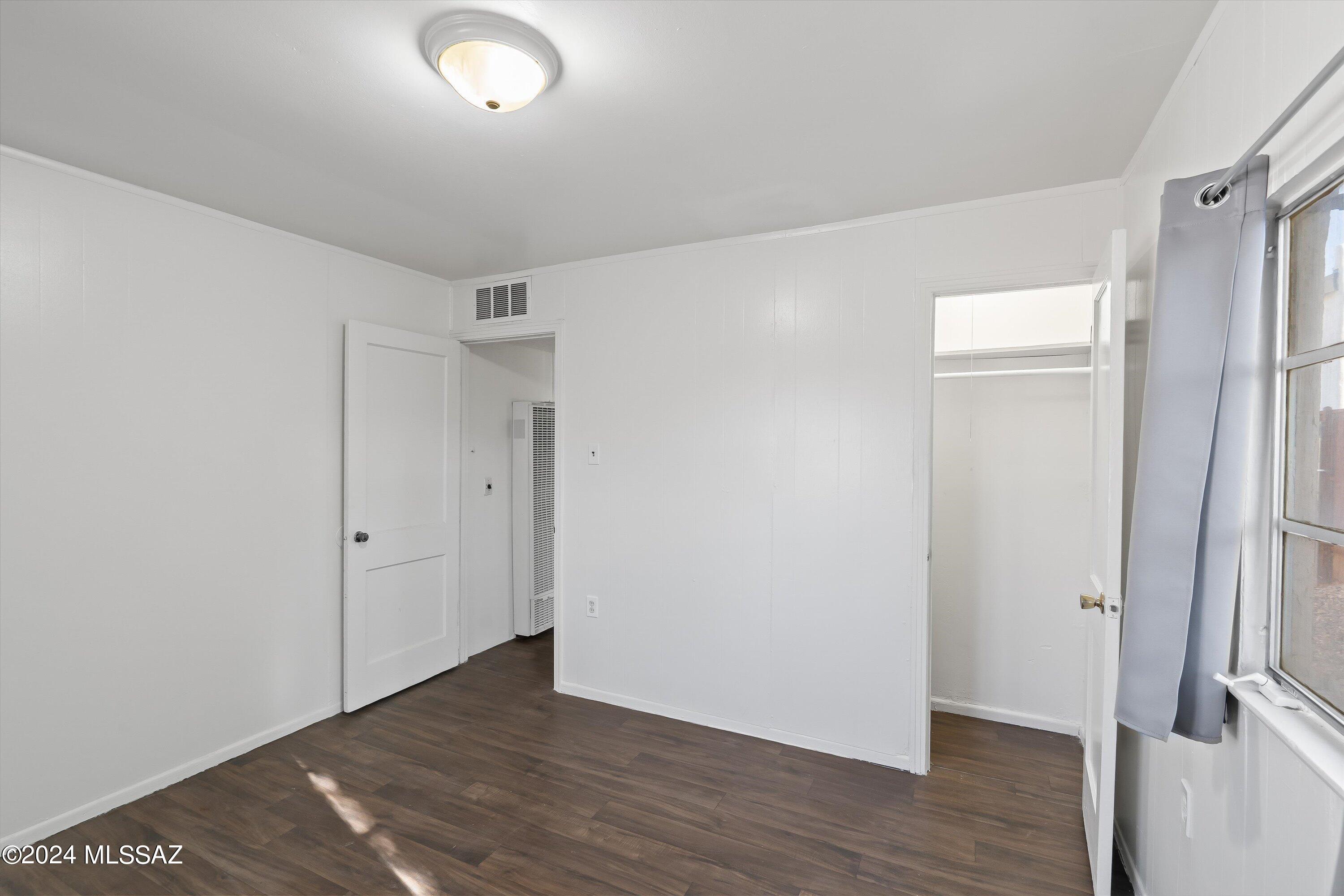 Lincoln Park - Residential