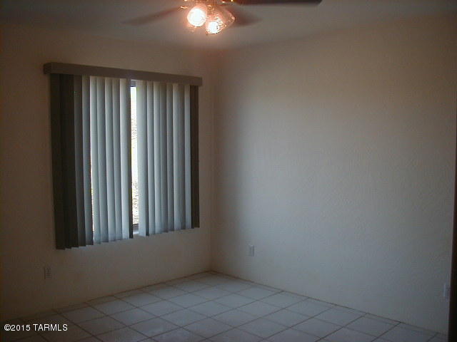New Tucson Unit NO. 23 (140-261) - Residential Lease