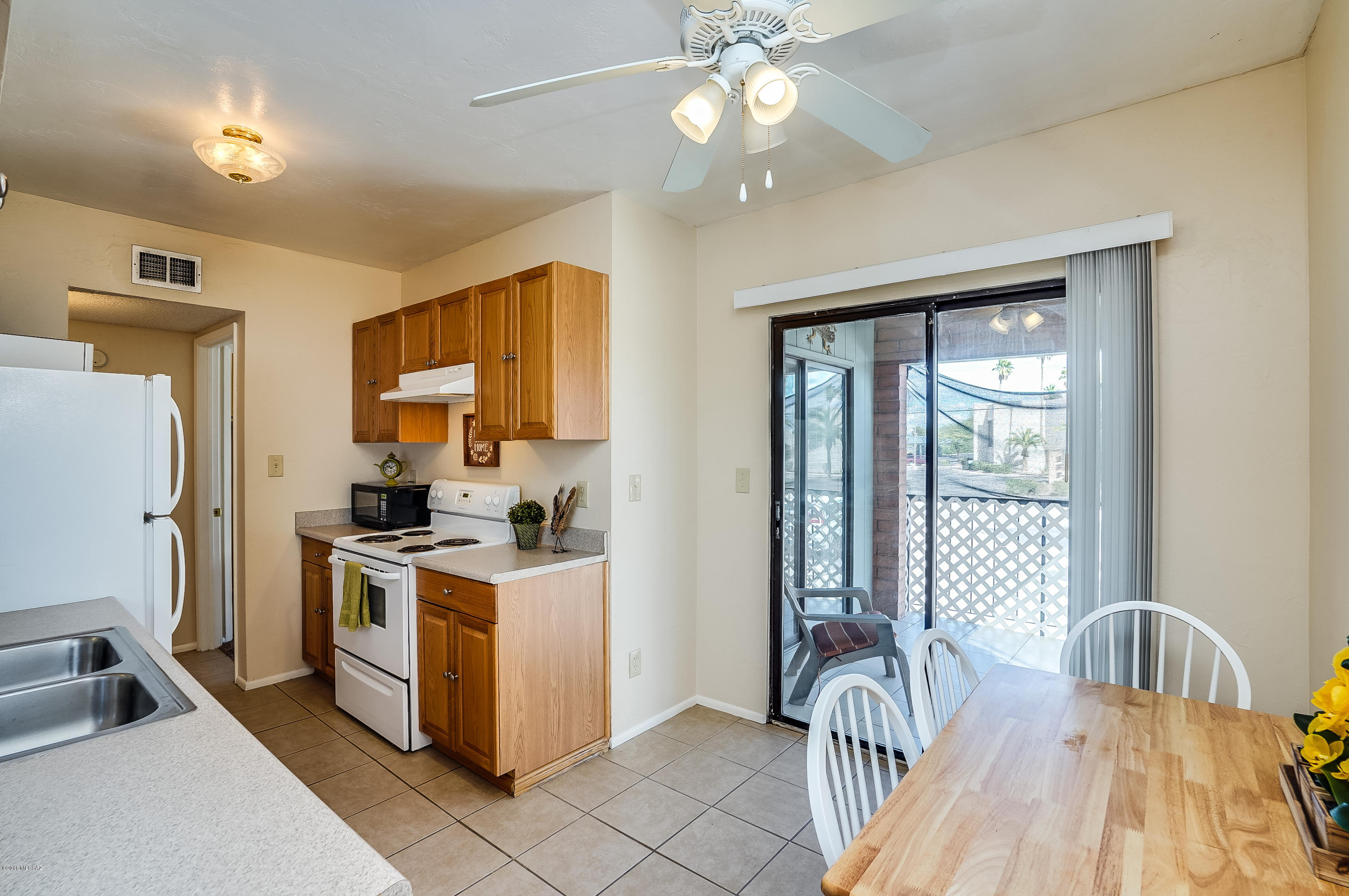 Columbus Park Condominiums (1-60) - Residential