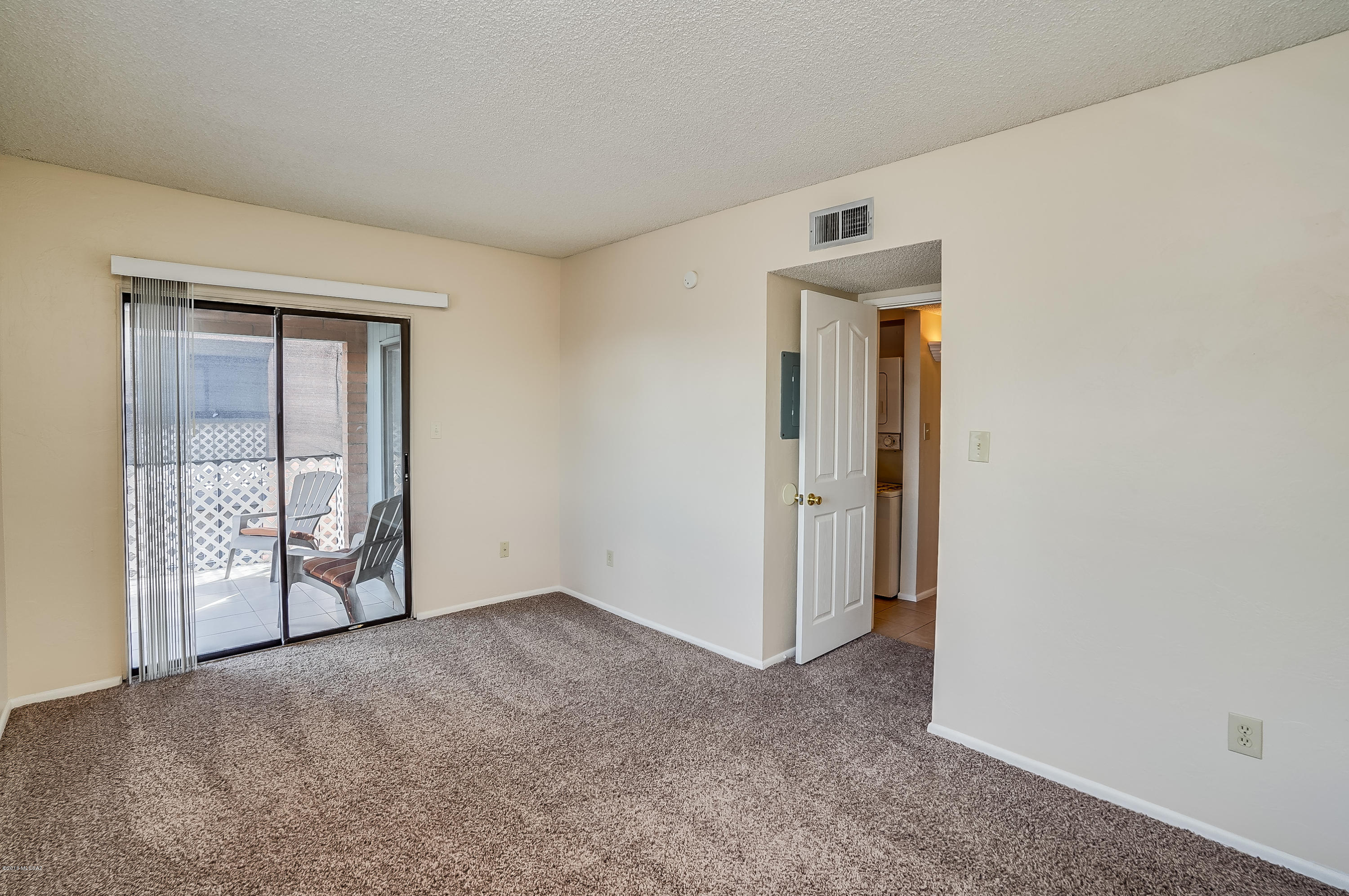 Columbus Park Condominiums (1-60) - Residential