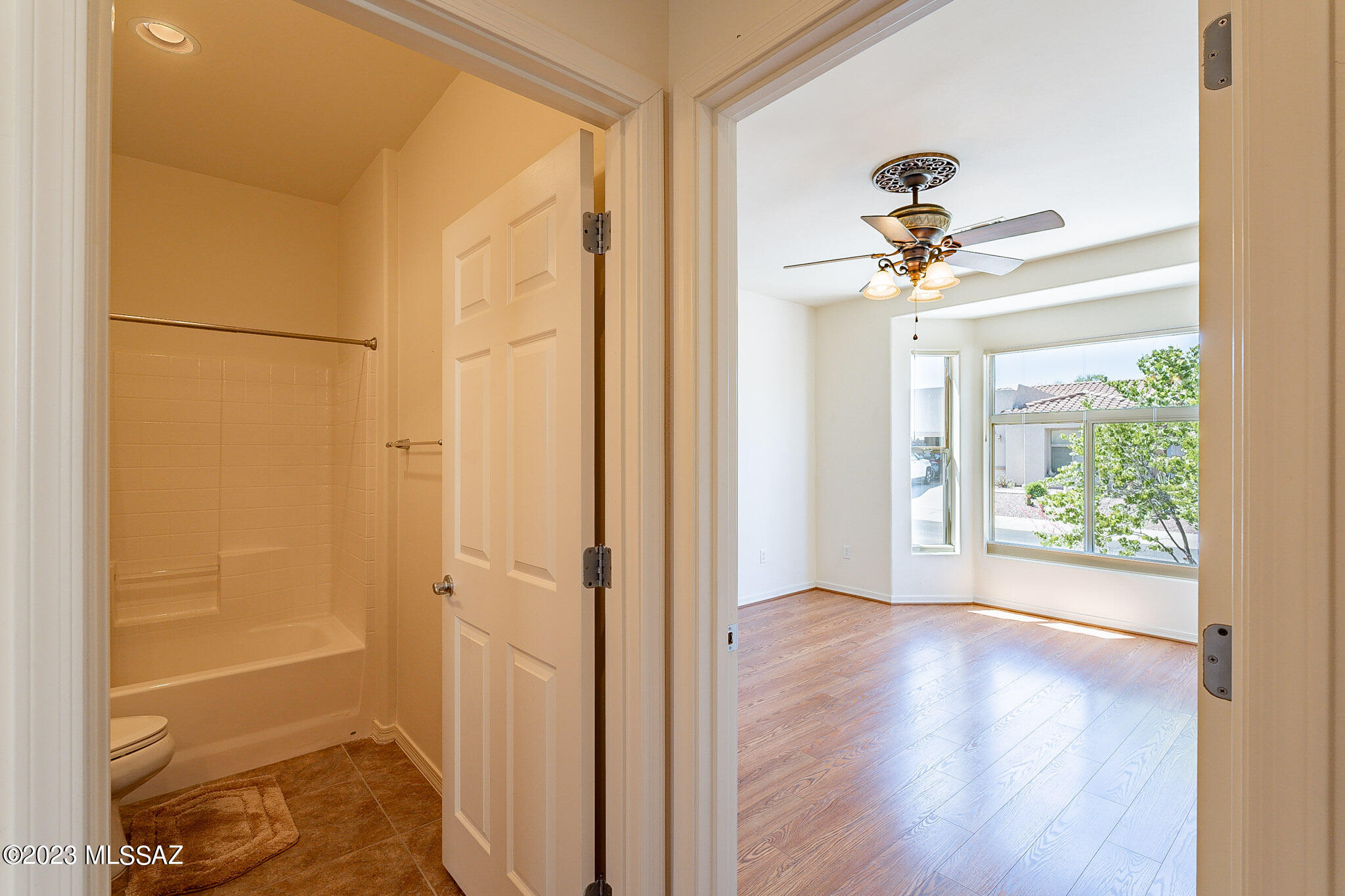 Las Campanas Villiage Phase II (112-219) - Residential