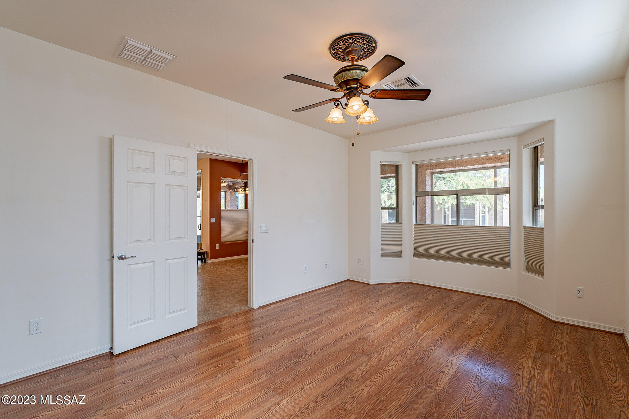 Las Campanas Villiage Phase II (112-219) - Residential