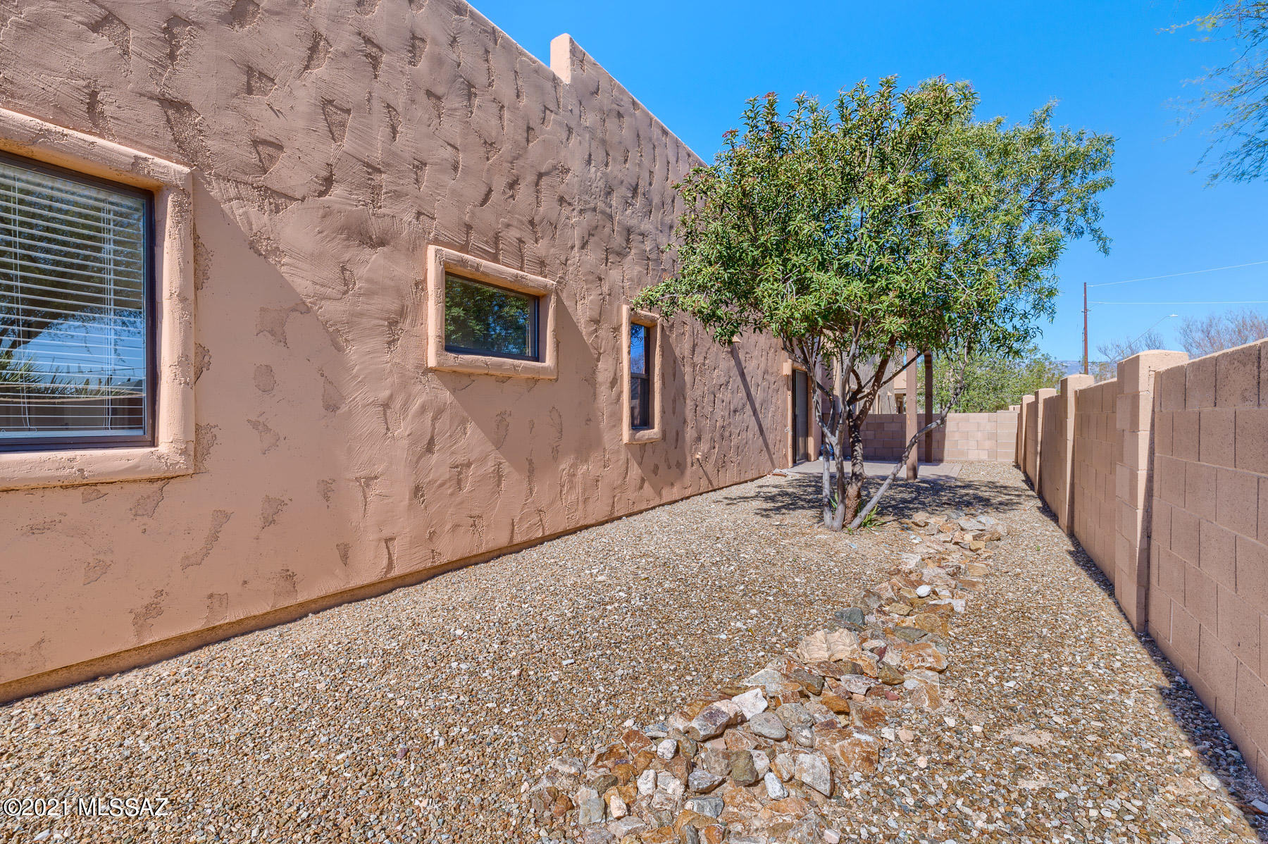 Outpost Terrace (1-17) - Residential