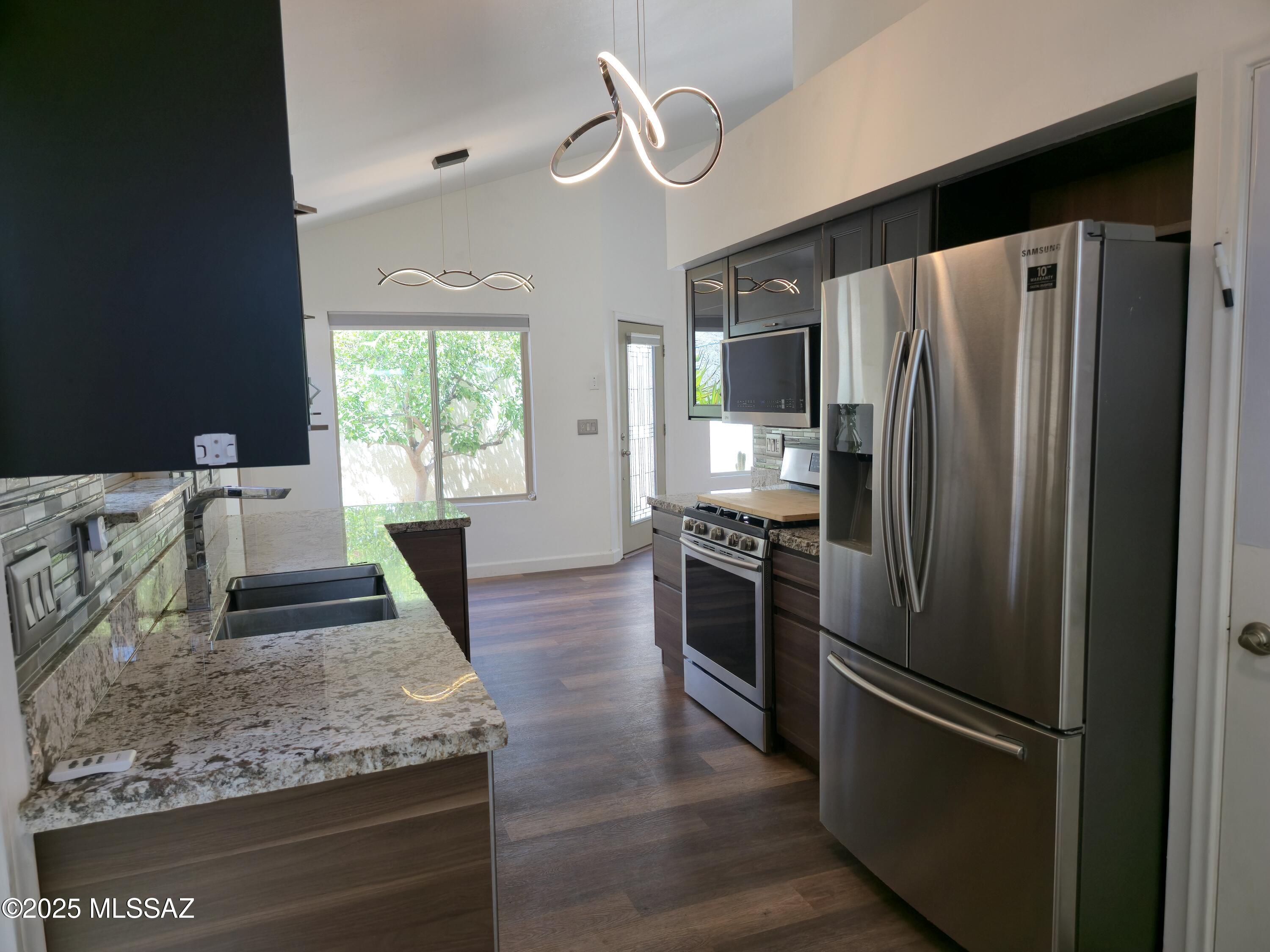 Saddlewood Villas (1-102) - Residential
