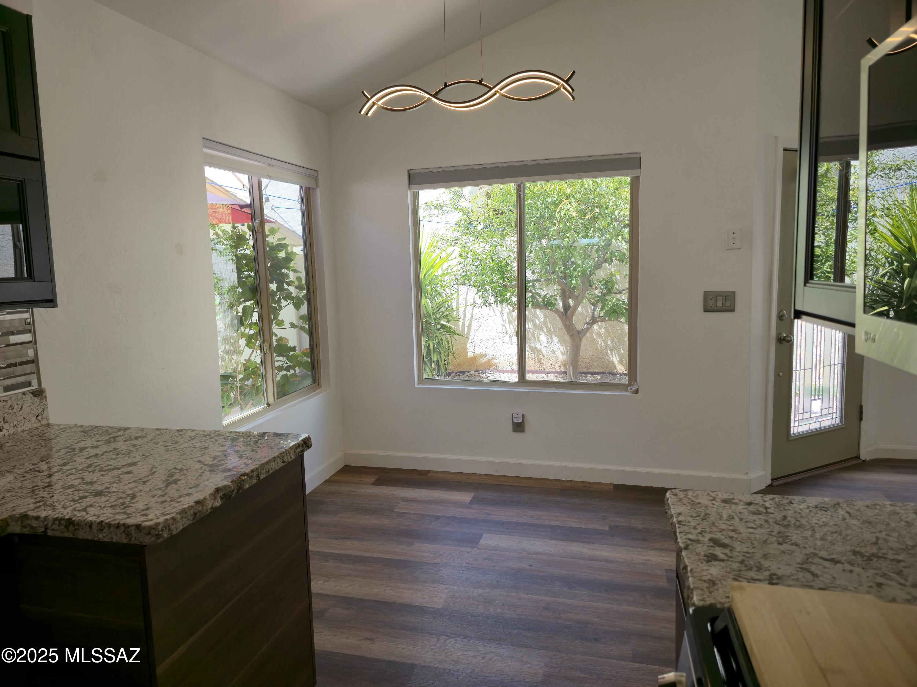 Saddlewood Villas (1-102) - Residential