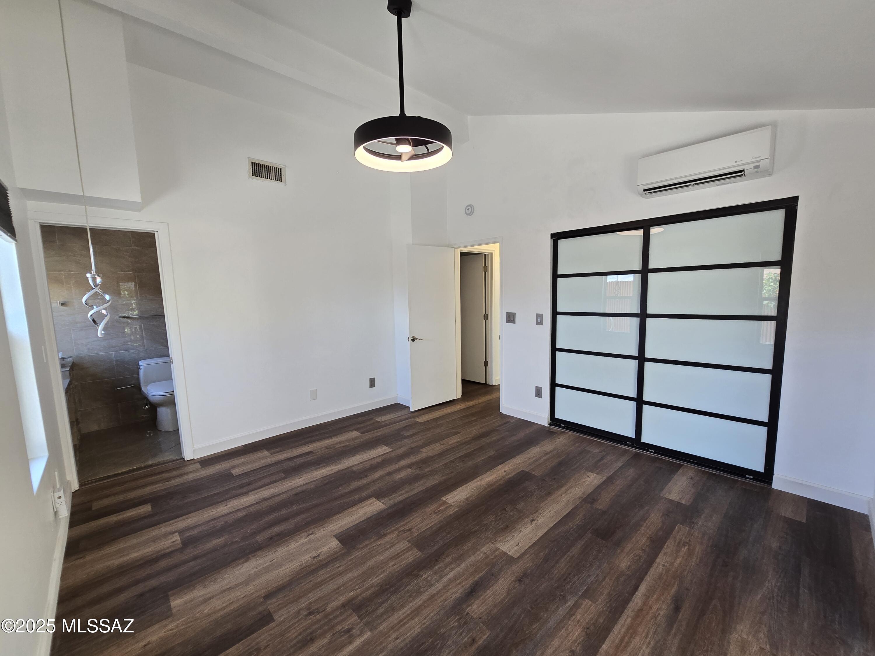 Saddlewood Villas (1-102) - Residential