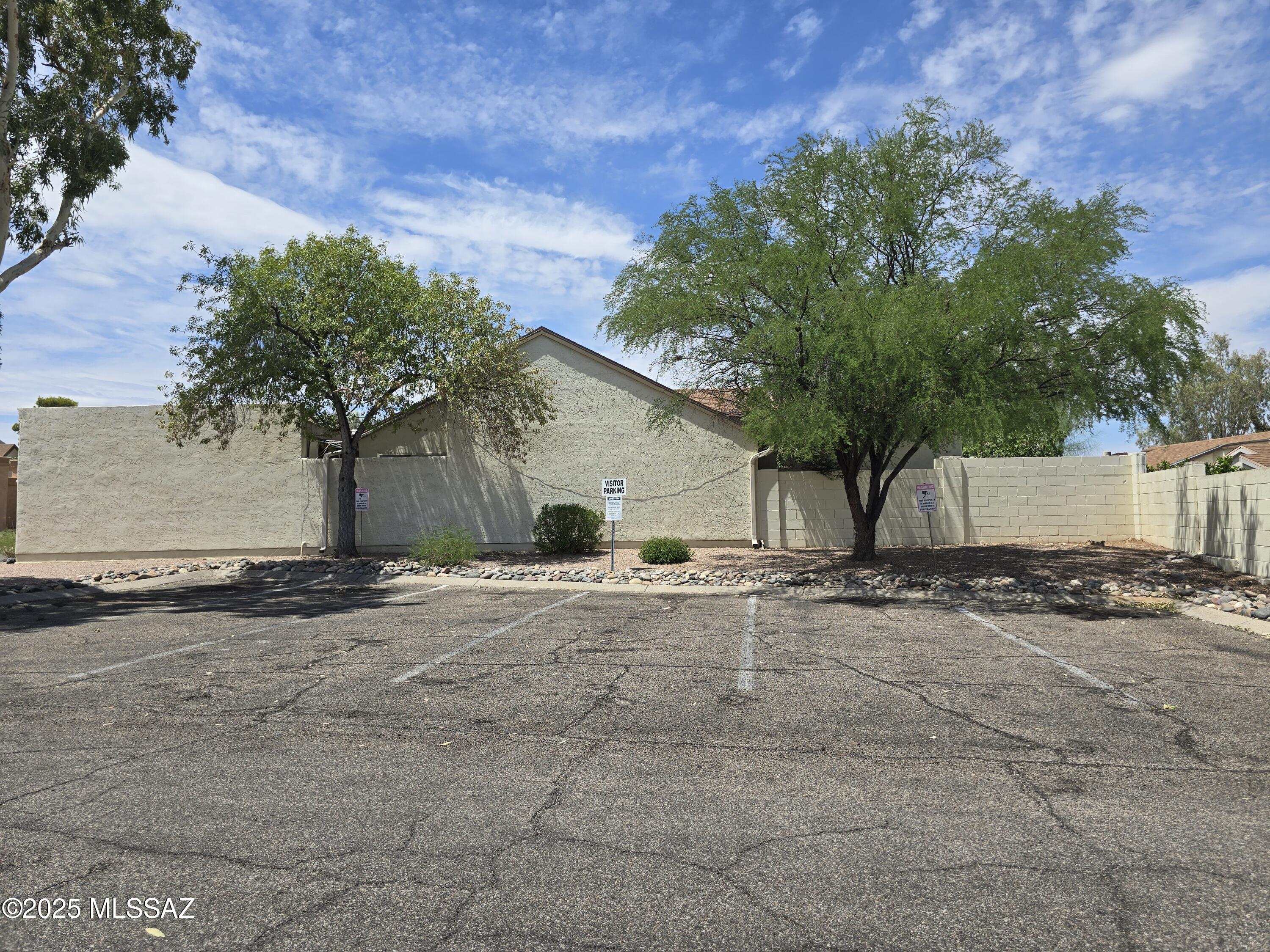 Saddlewood Villas (1-102) - Residential