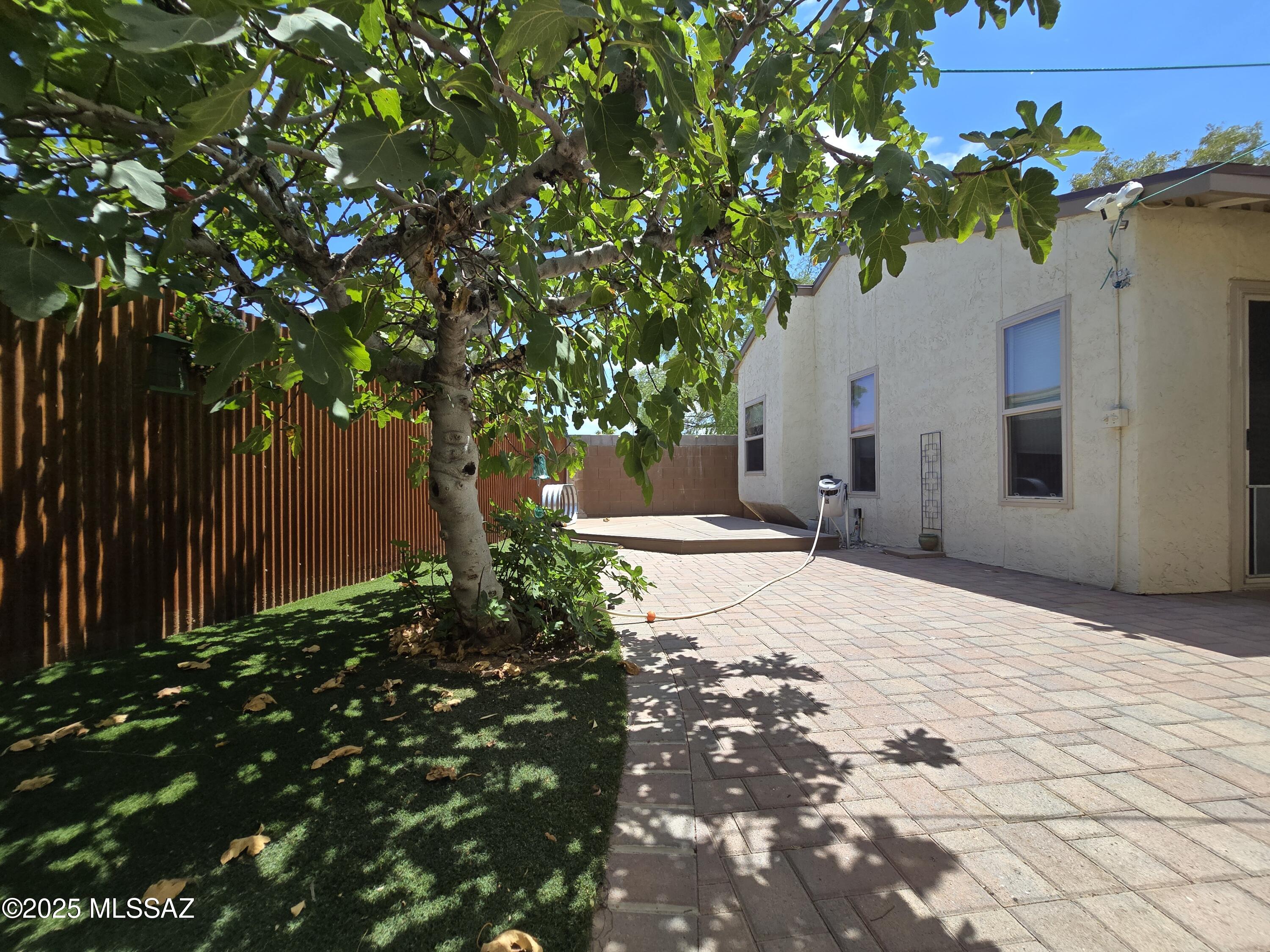 Saddlewood Villas (1-102) - Residential